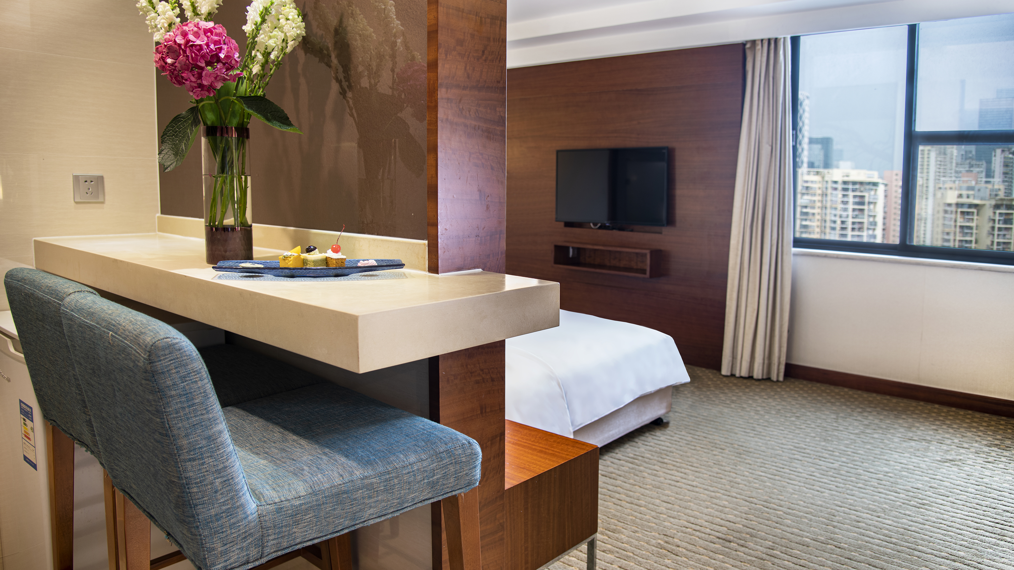 Double King Size Bed