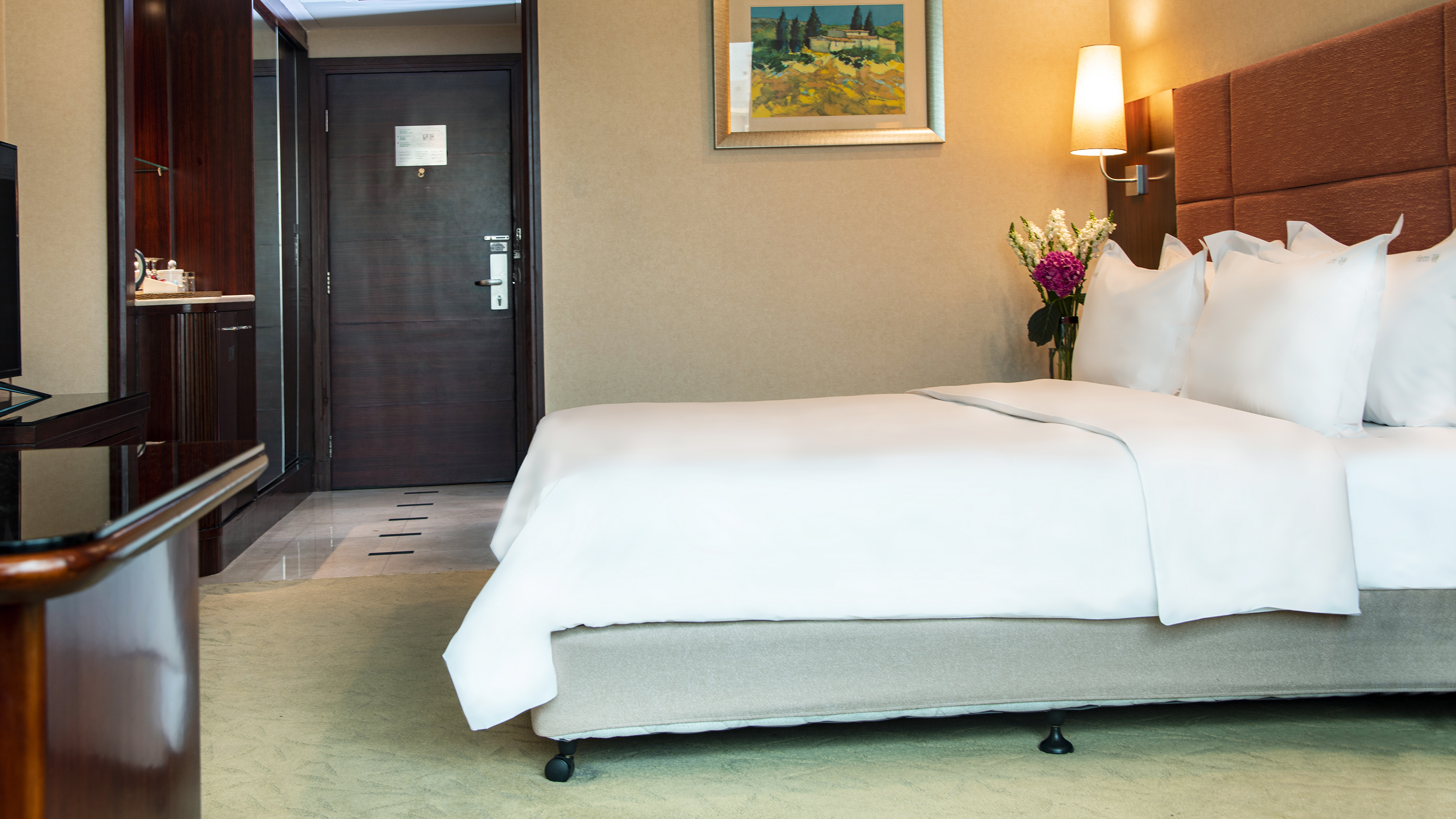 Double Executive King Bed