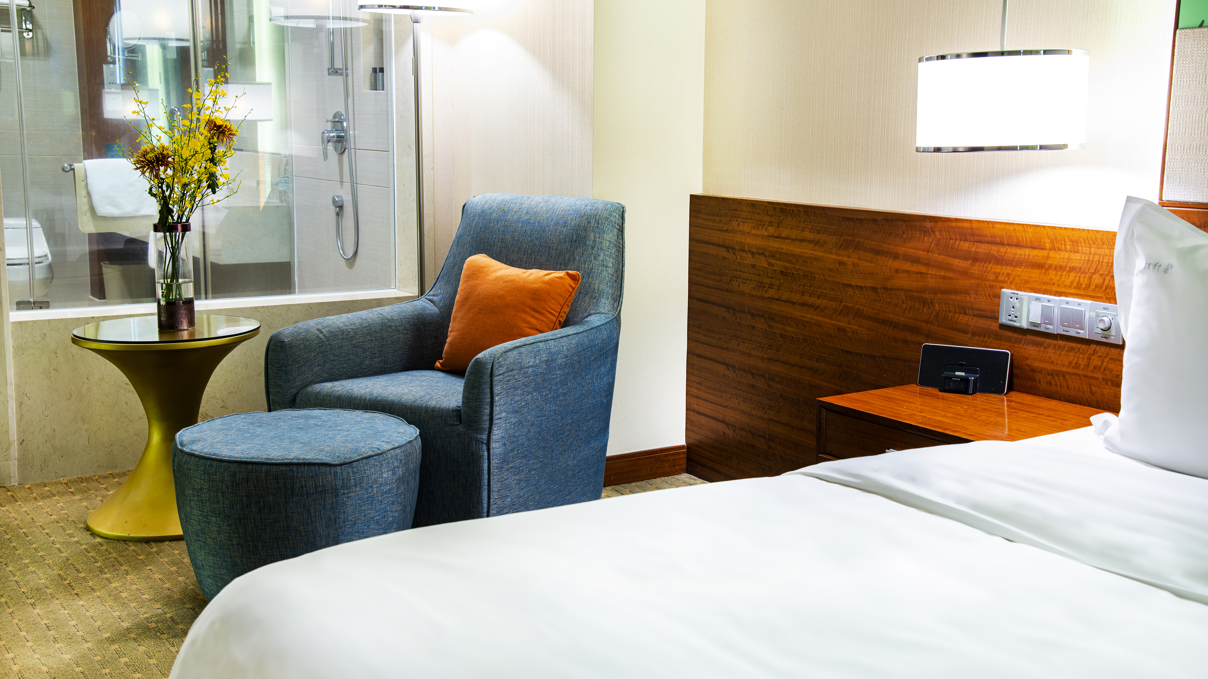 Double King Size Bed