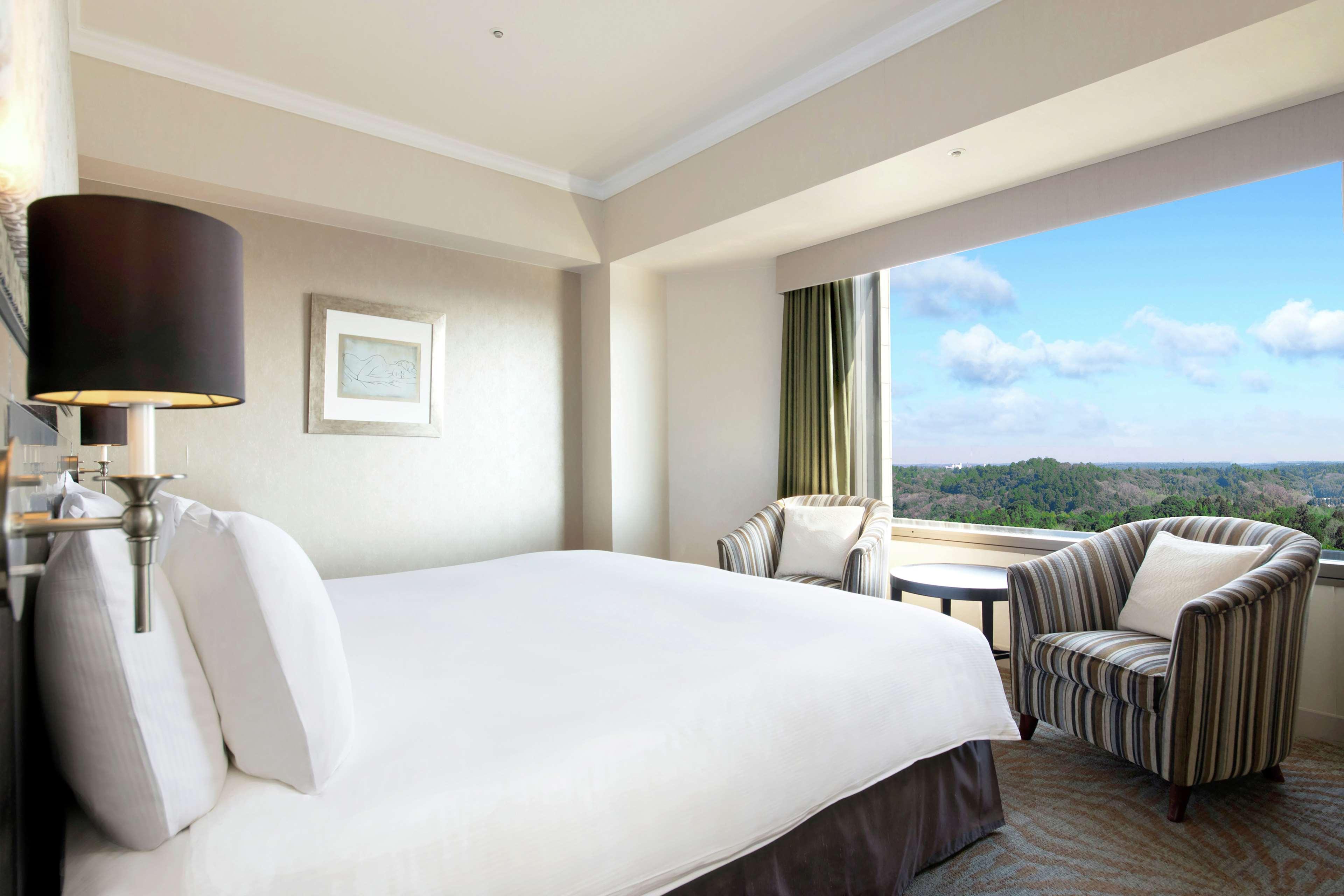 Junior Suite King Size Bed