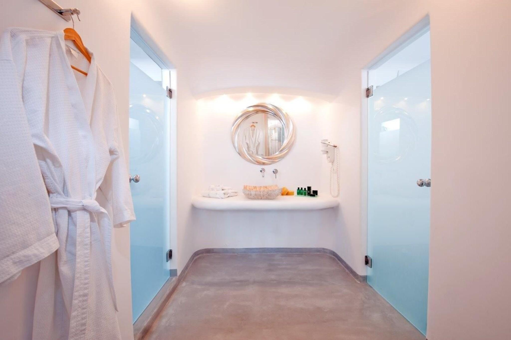 Junior Suite King Size Bed