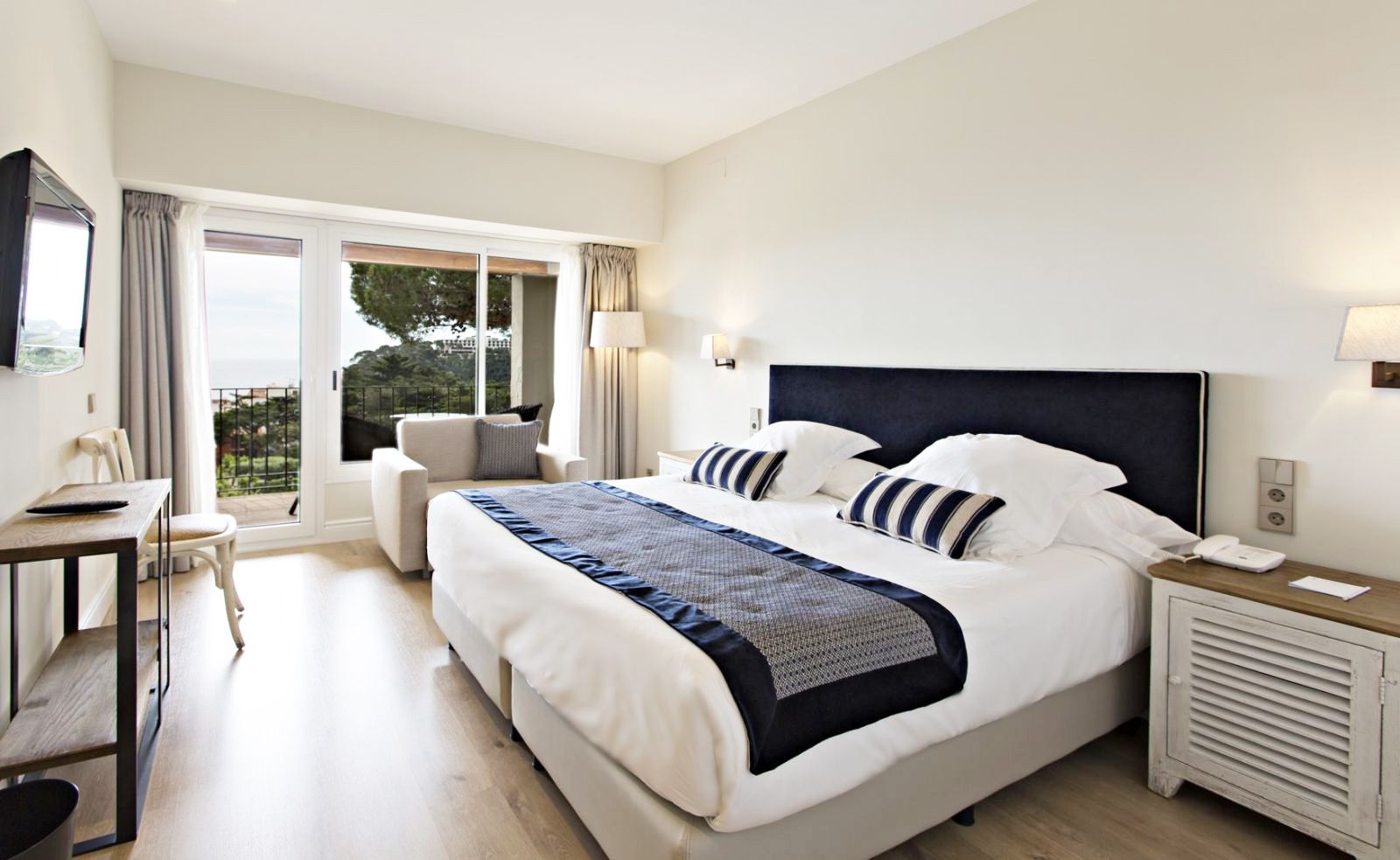 Double or Twin with Terrace