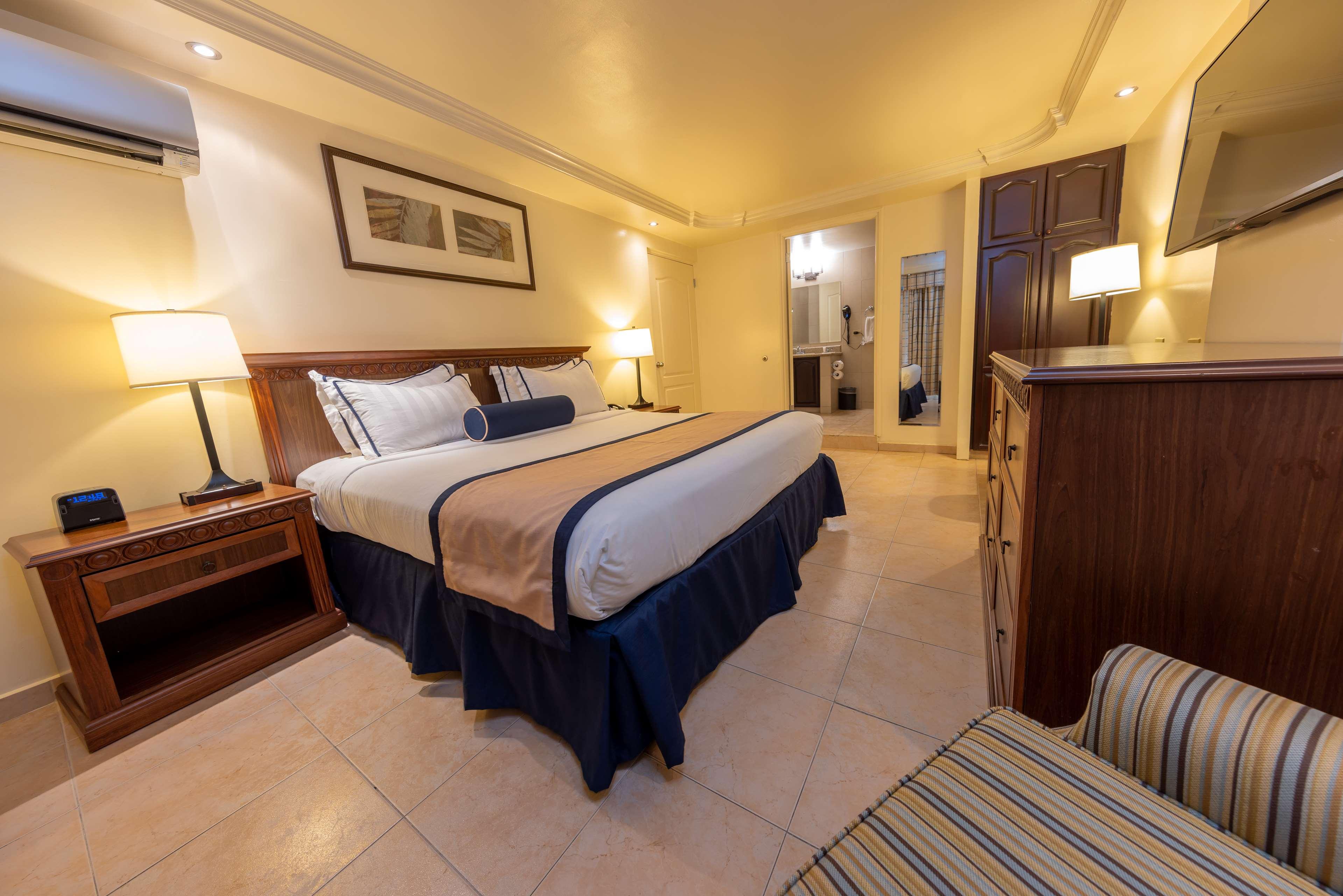 Double King Size Bed