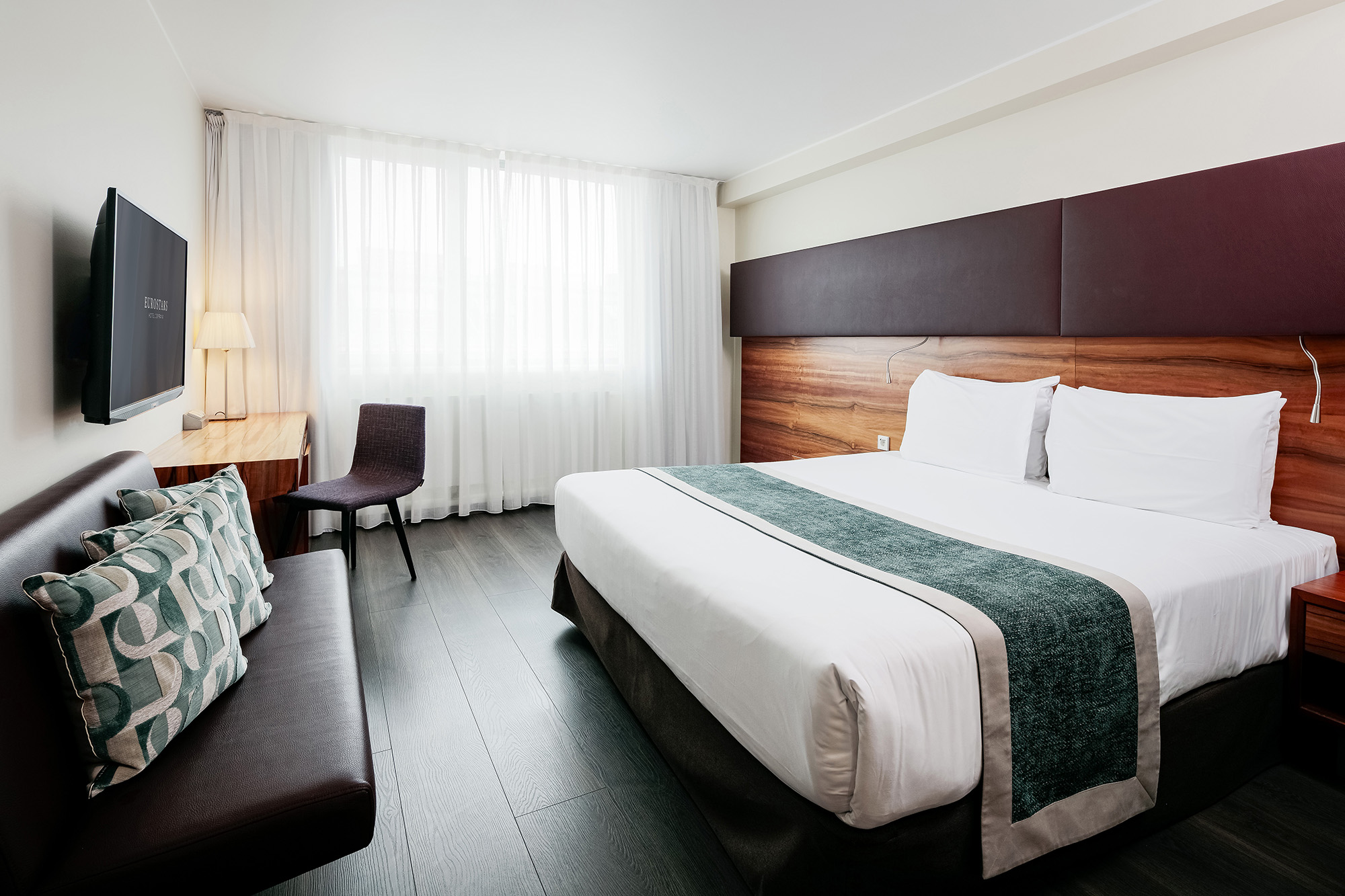 Double or Twin Standard