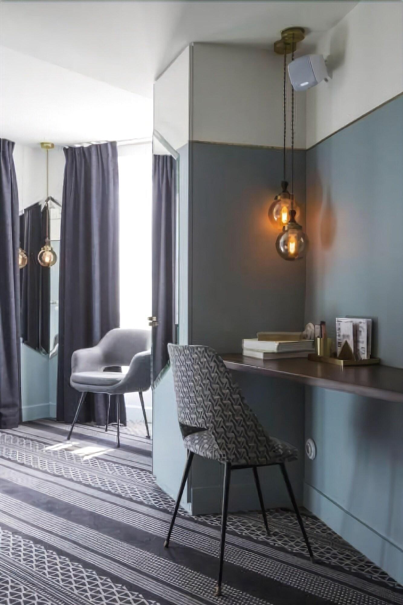 Double or Twin Superior