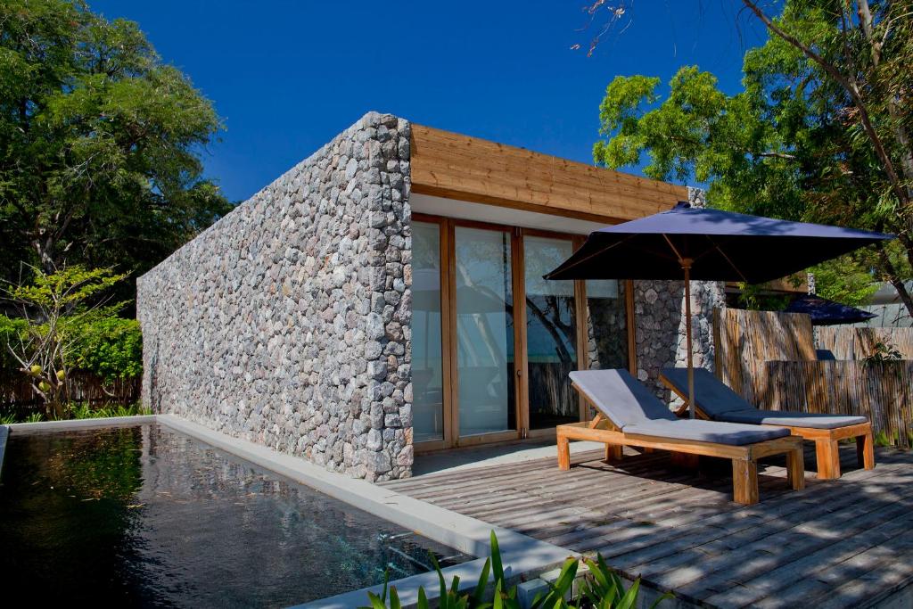 Double Deluxe Ocean Front