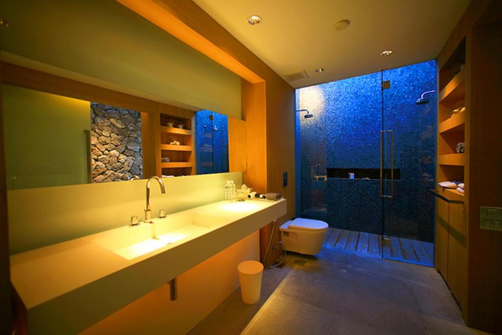 Double Deluxe Ocean Front