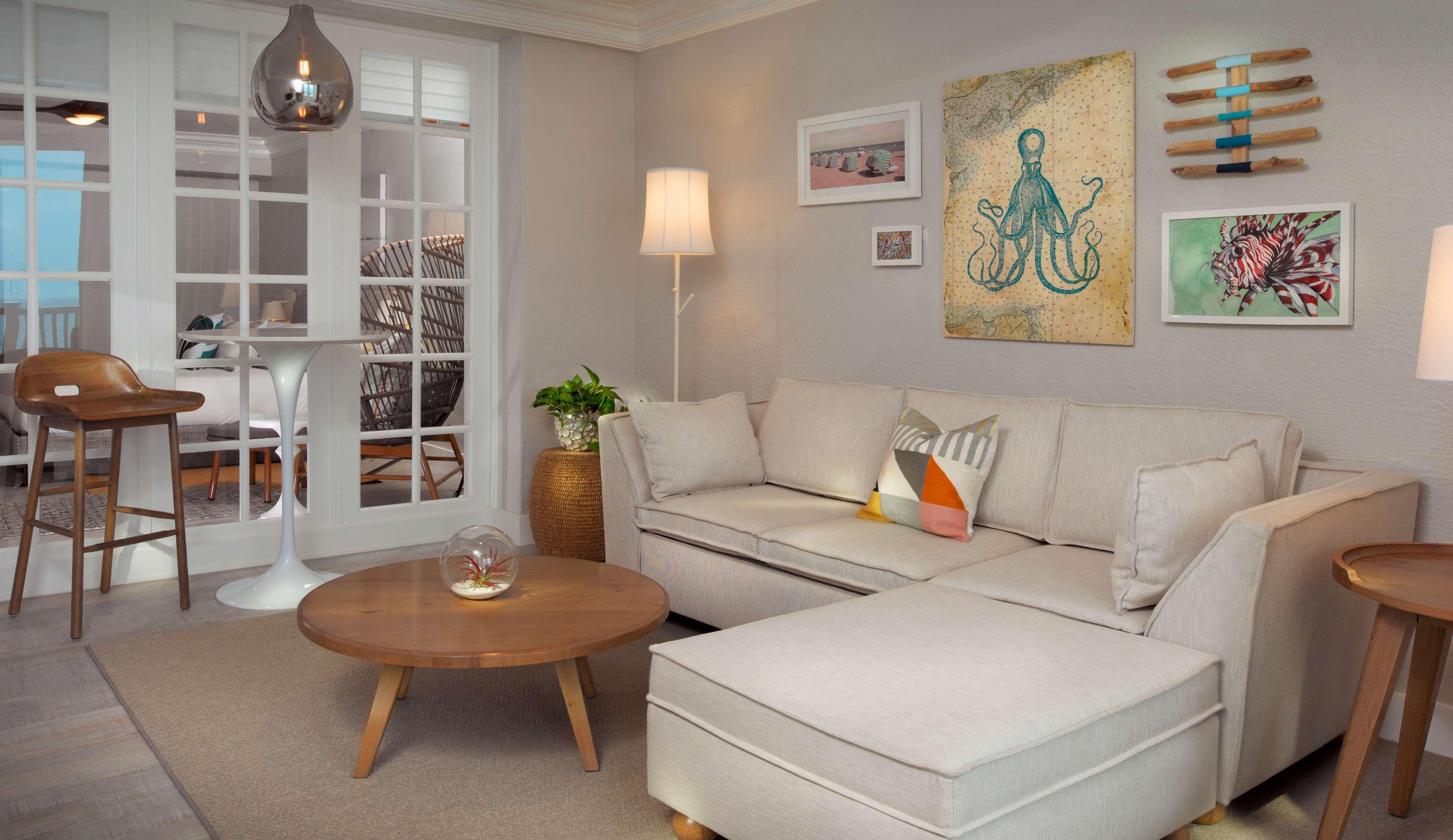 Suite Two Queen Beds