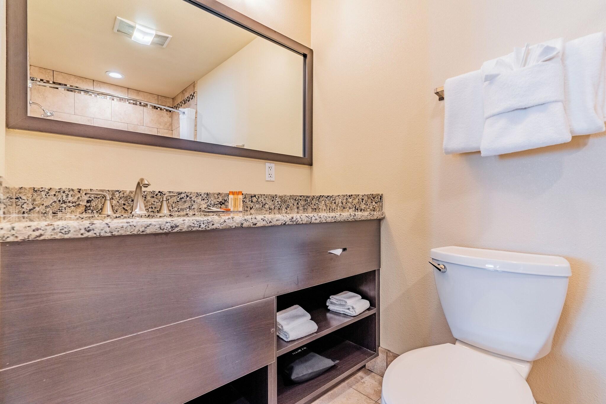 Double Deluxe King Bed