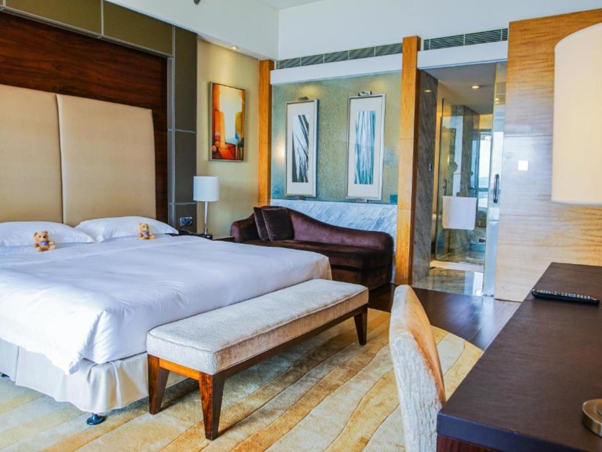 Double King Size Bed