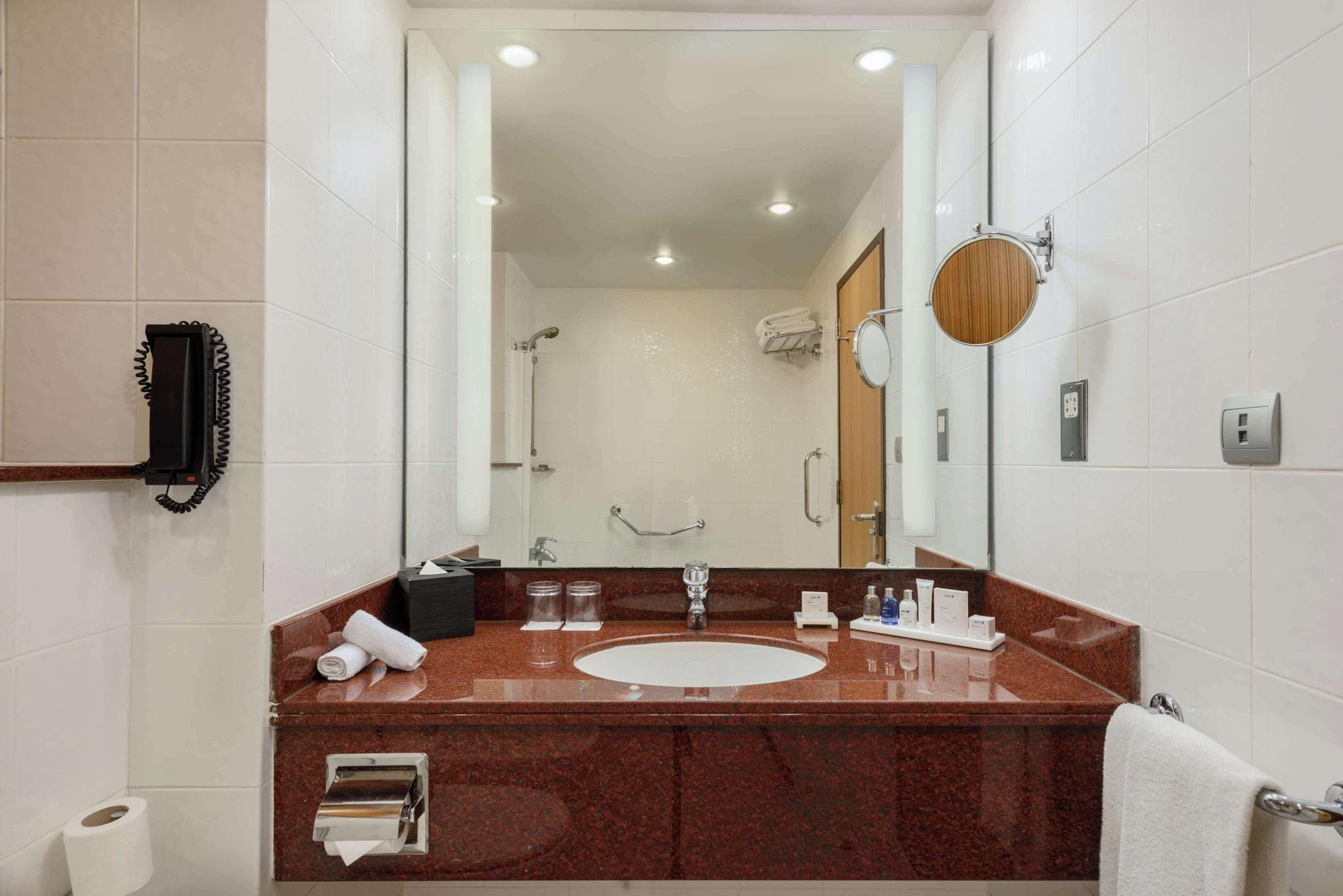 Double Superior Queen Bed