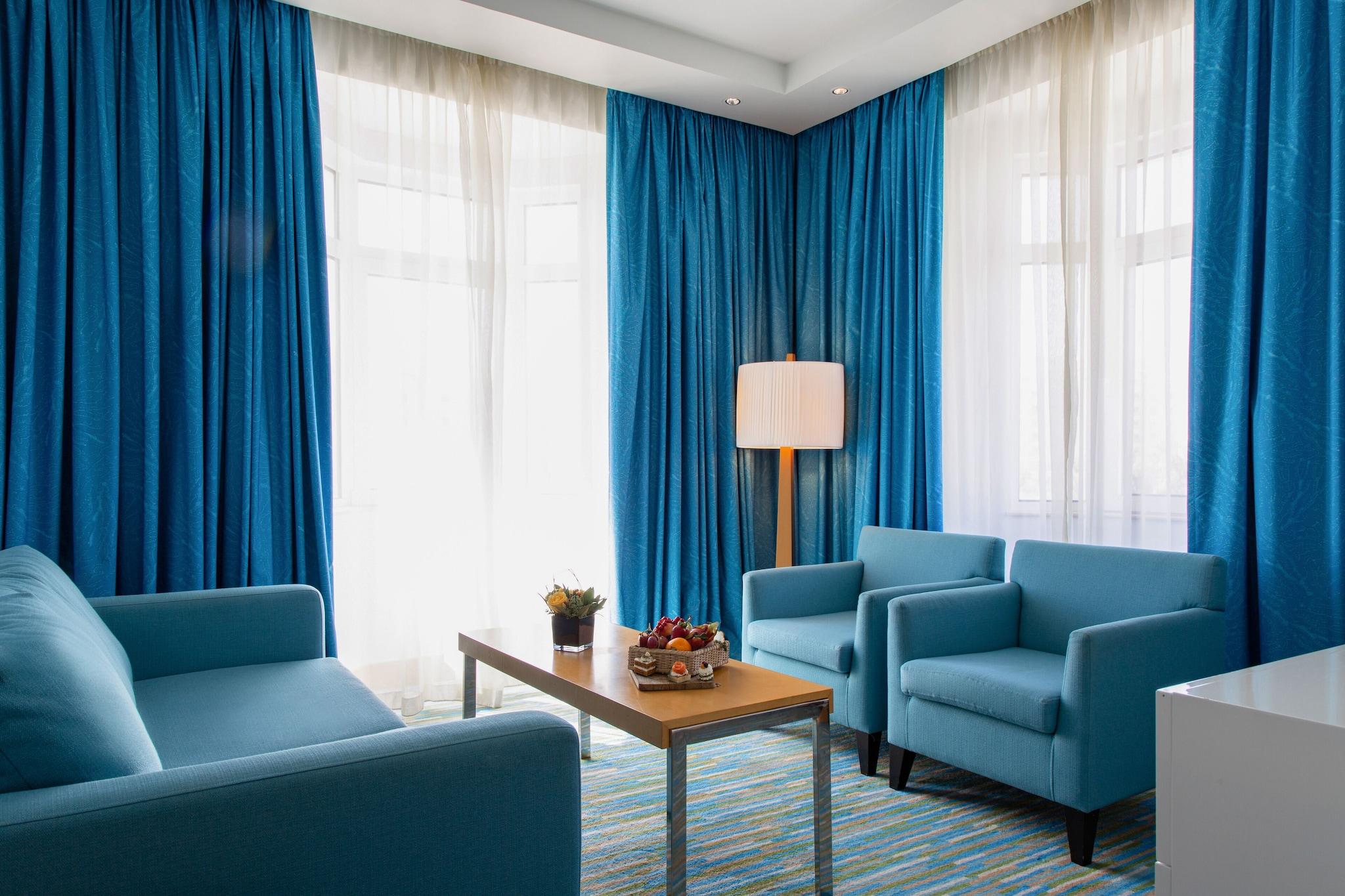 Junior Suite King Size Bed