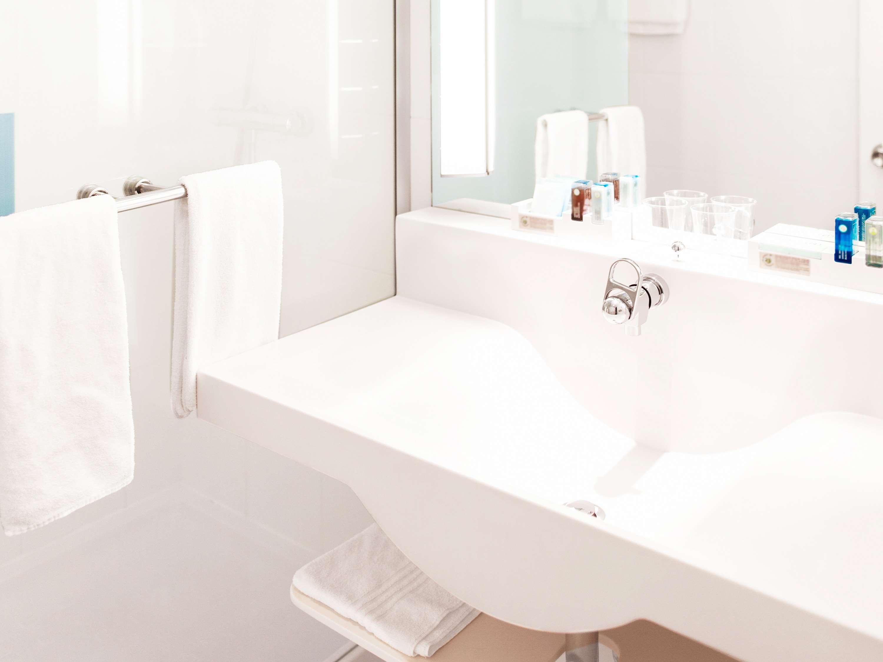 Double Classic Double Bed