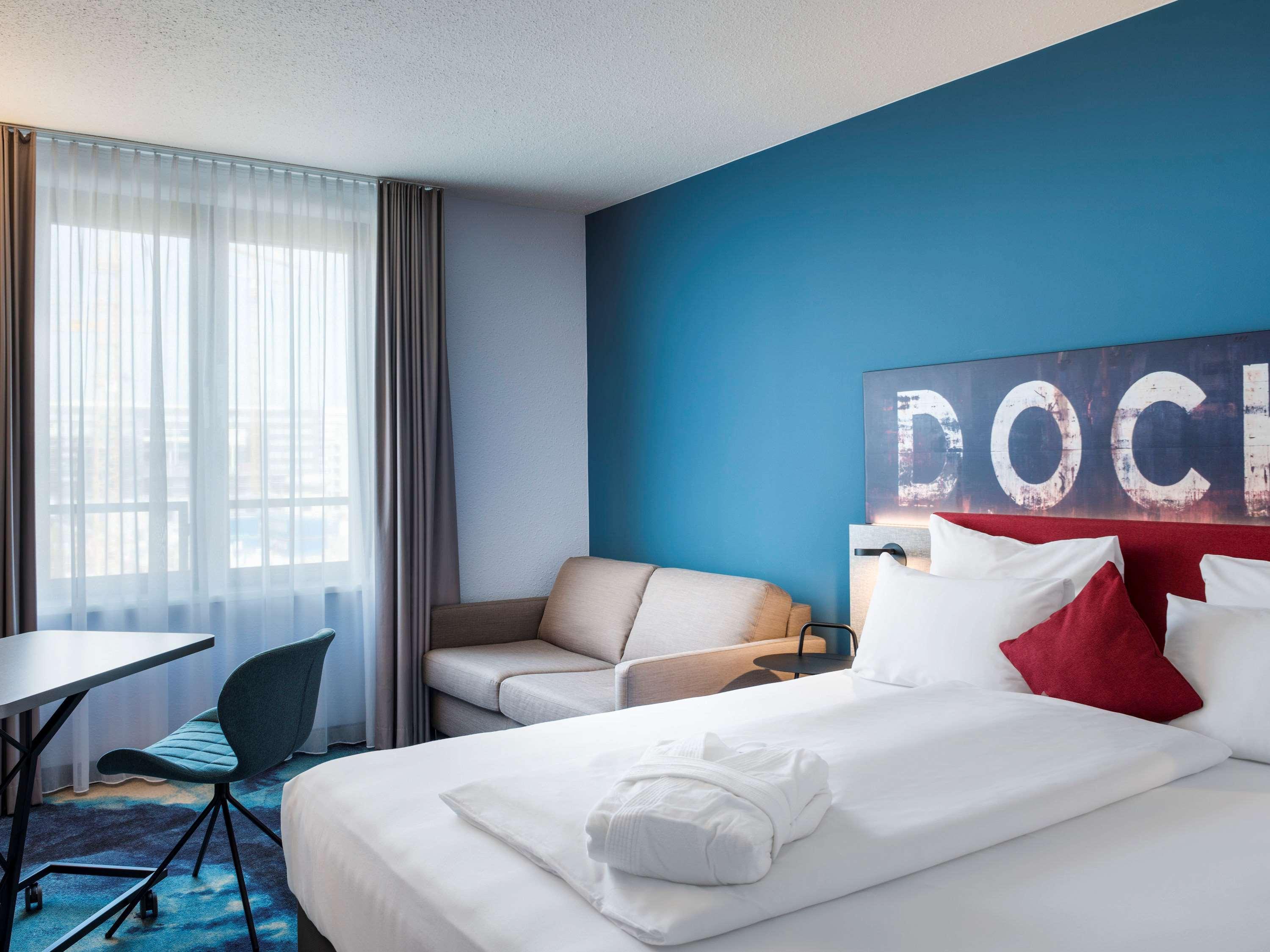 Double Superior with Double Bed