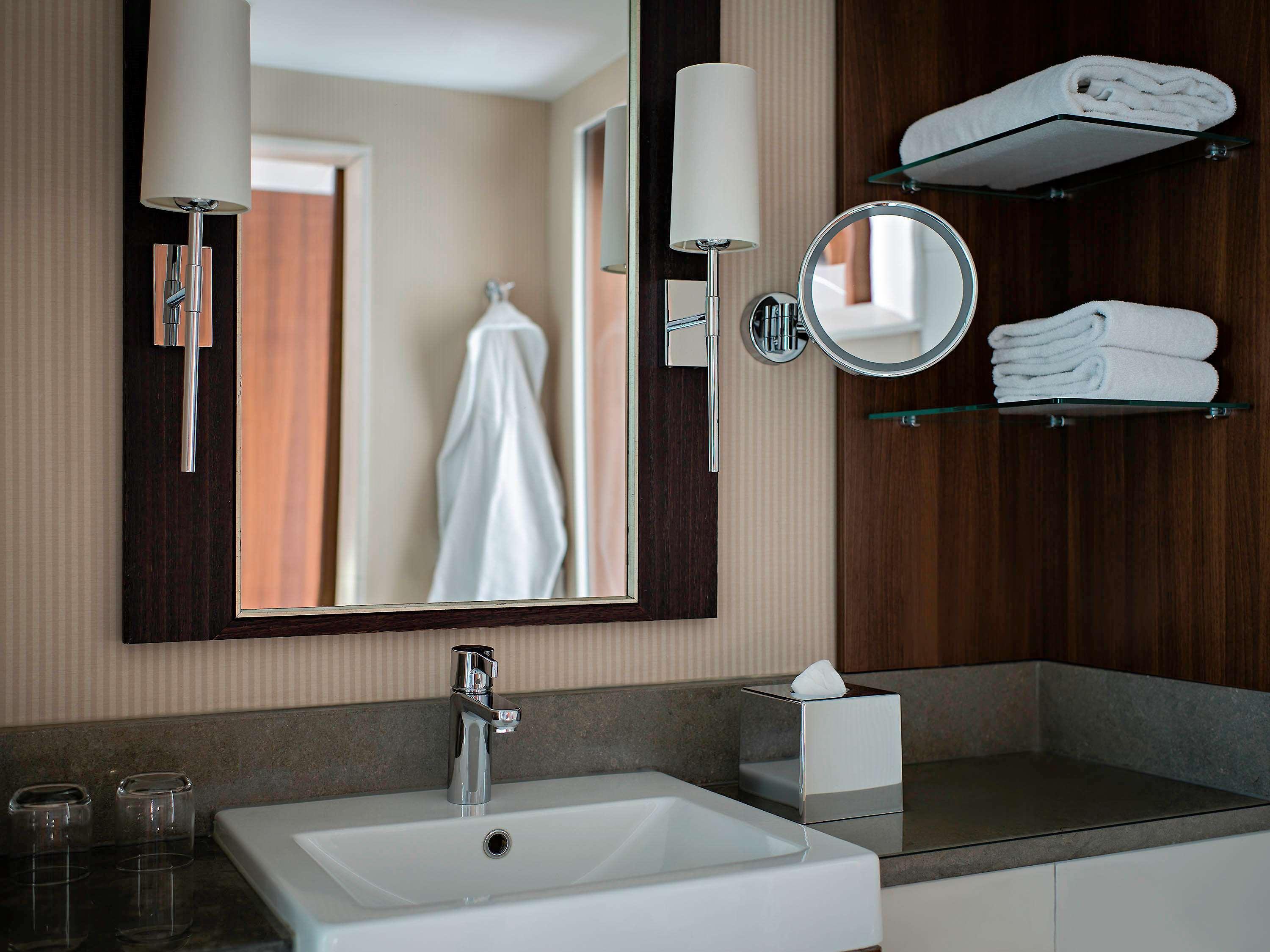 Double Single Superior