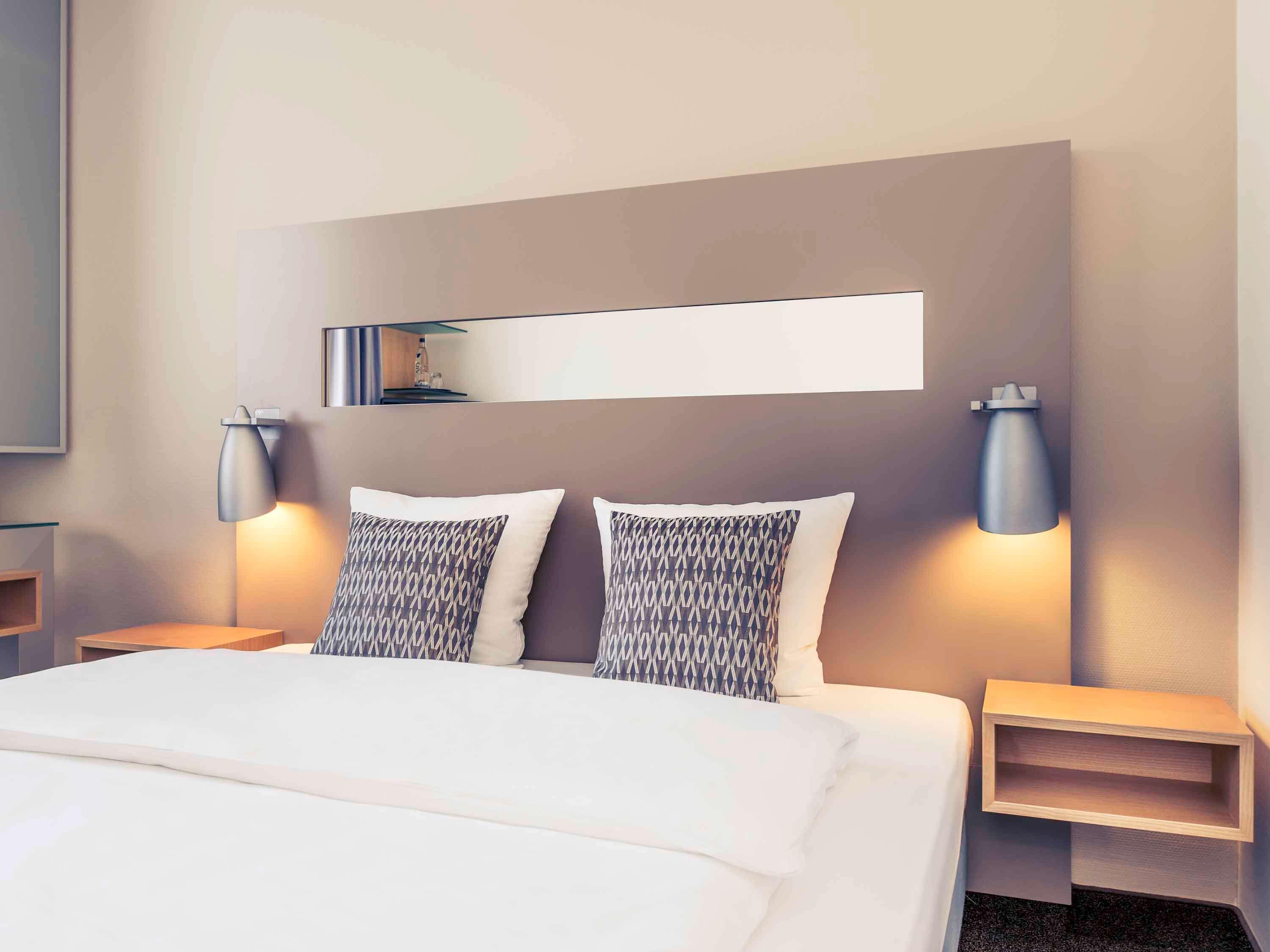 Double Queen Size Bed