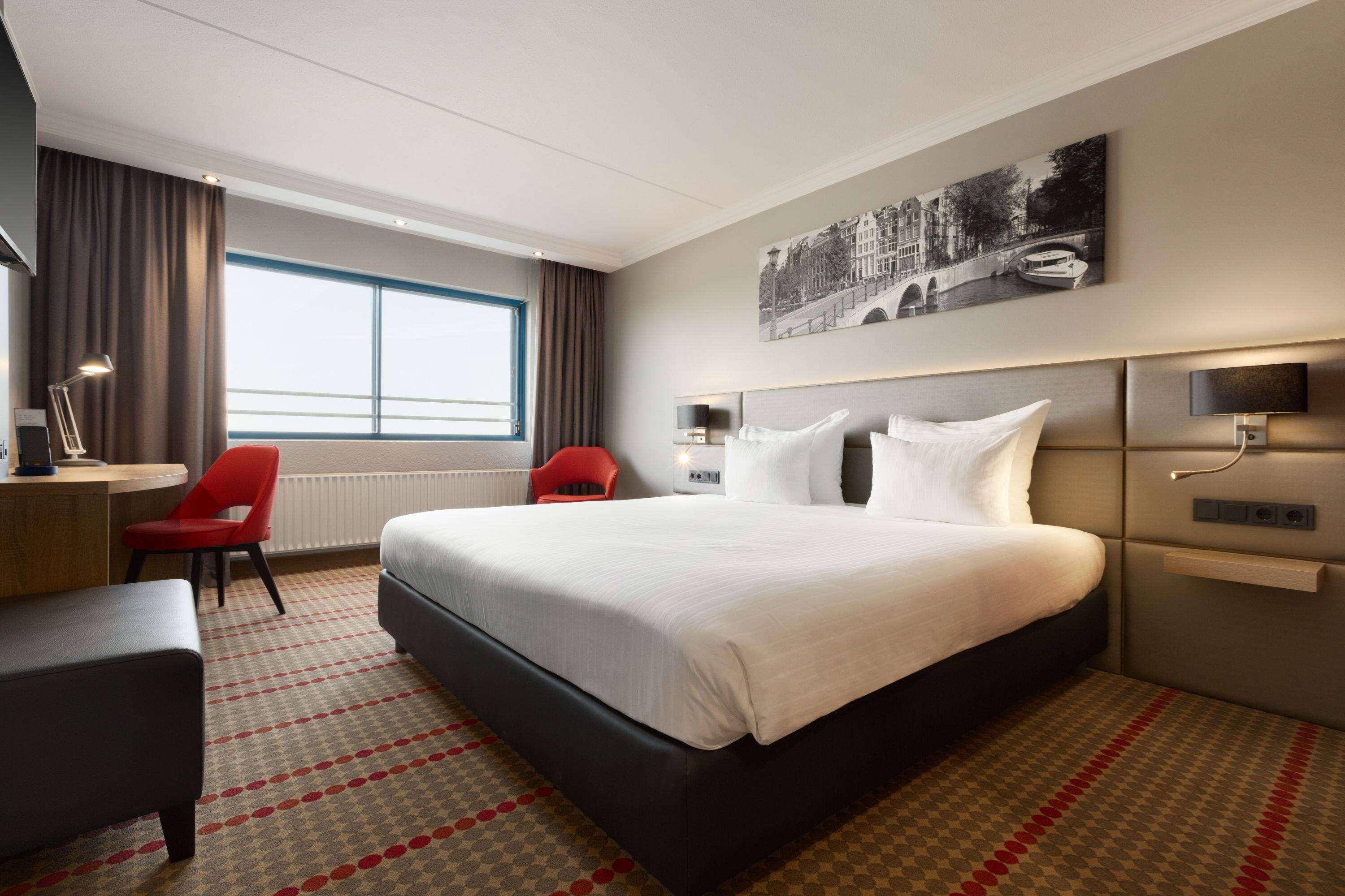 Room Deluxe