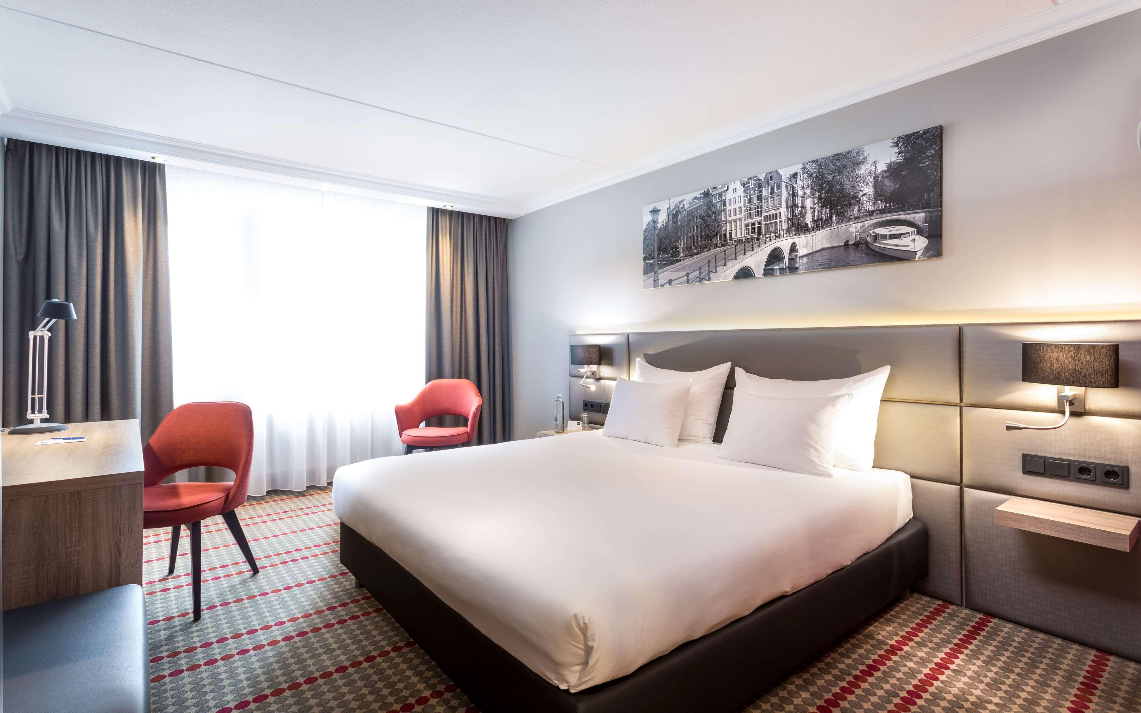 Double Superior King Bed