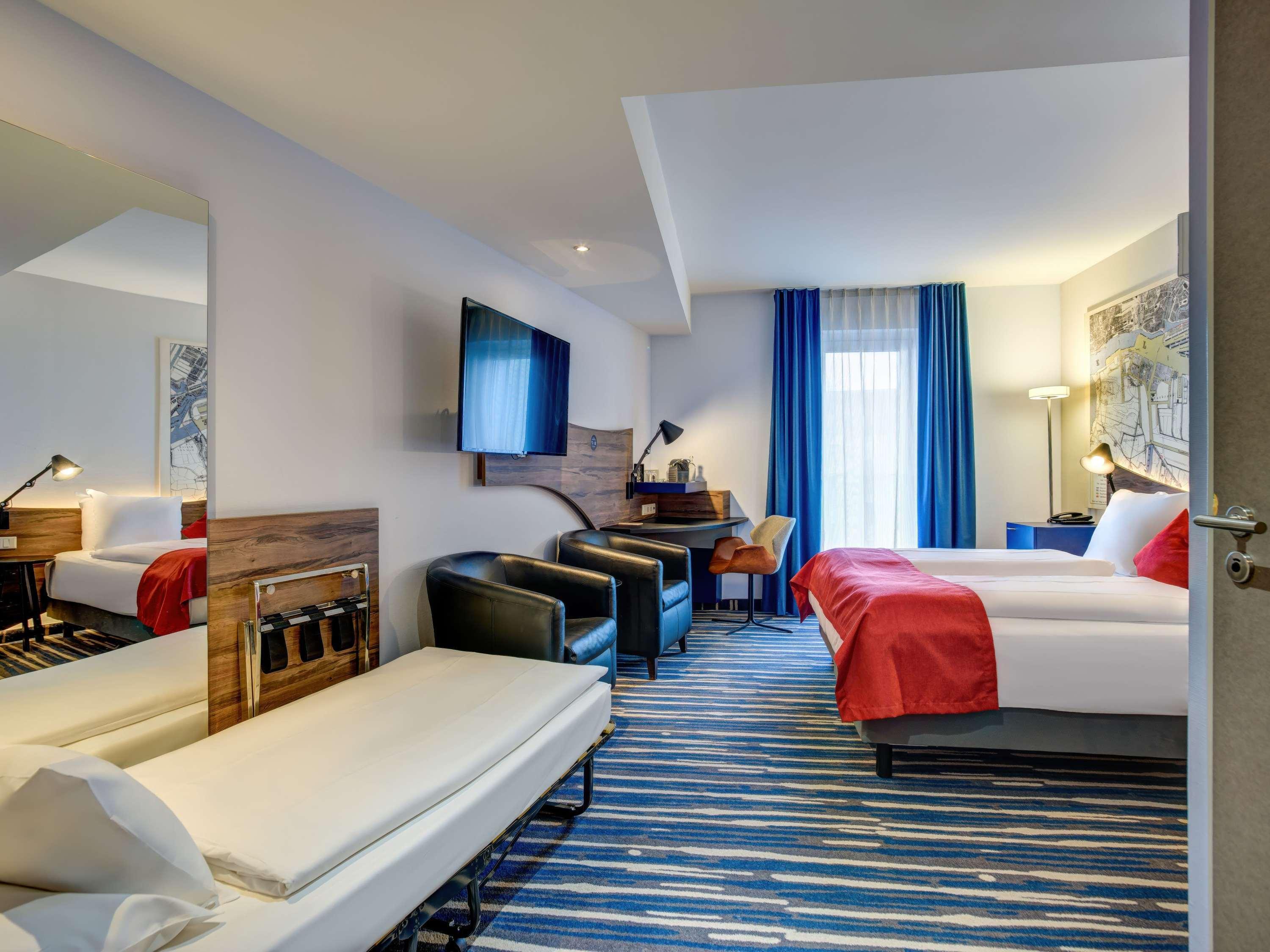 Double King Size Bed