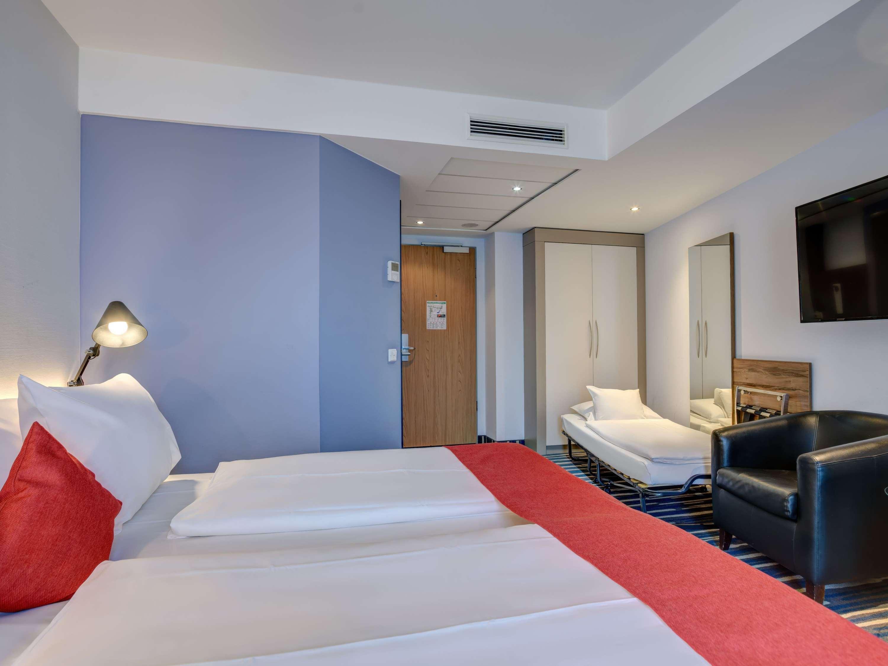 Double King Size Bed