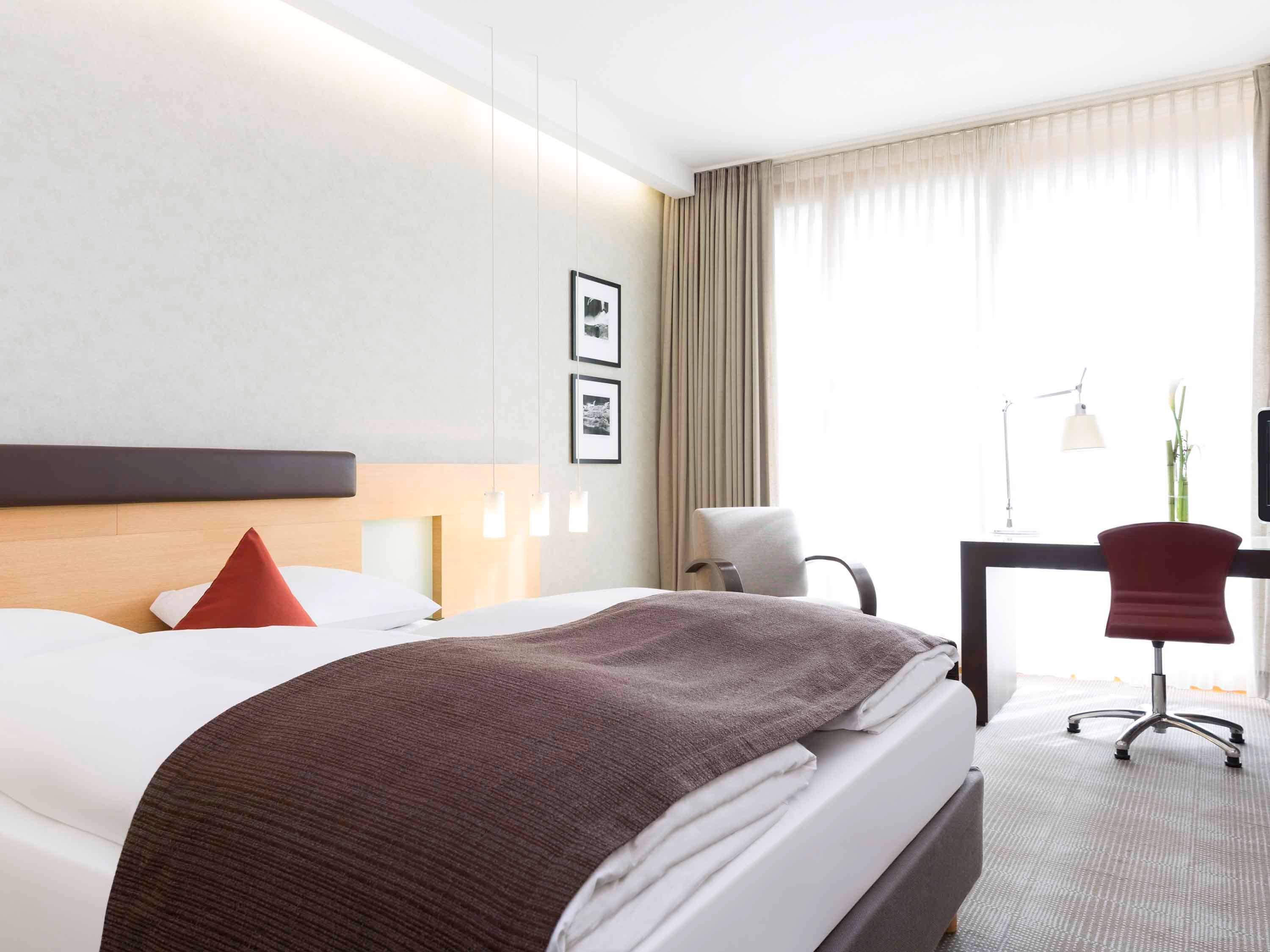 Double Queen Size Bed