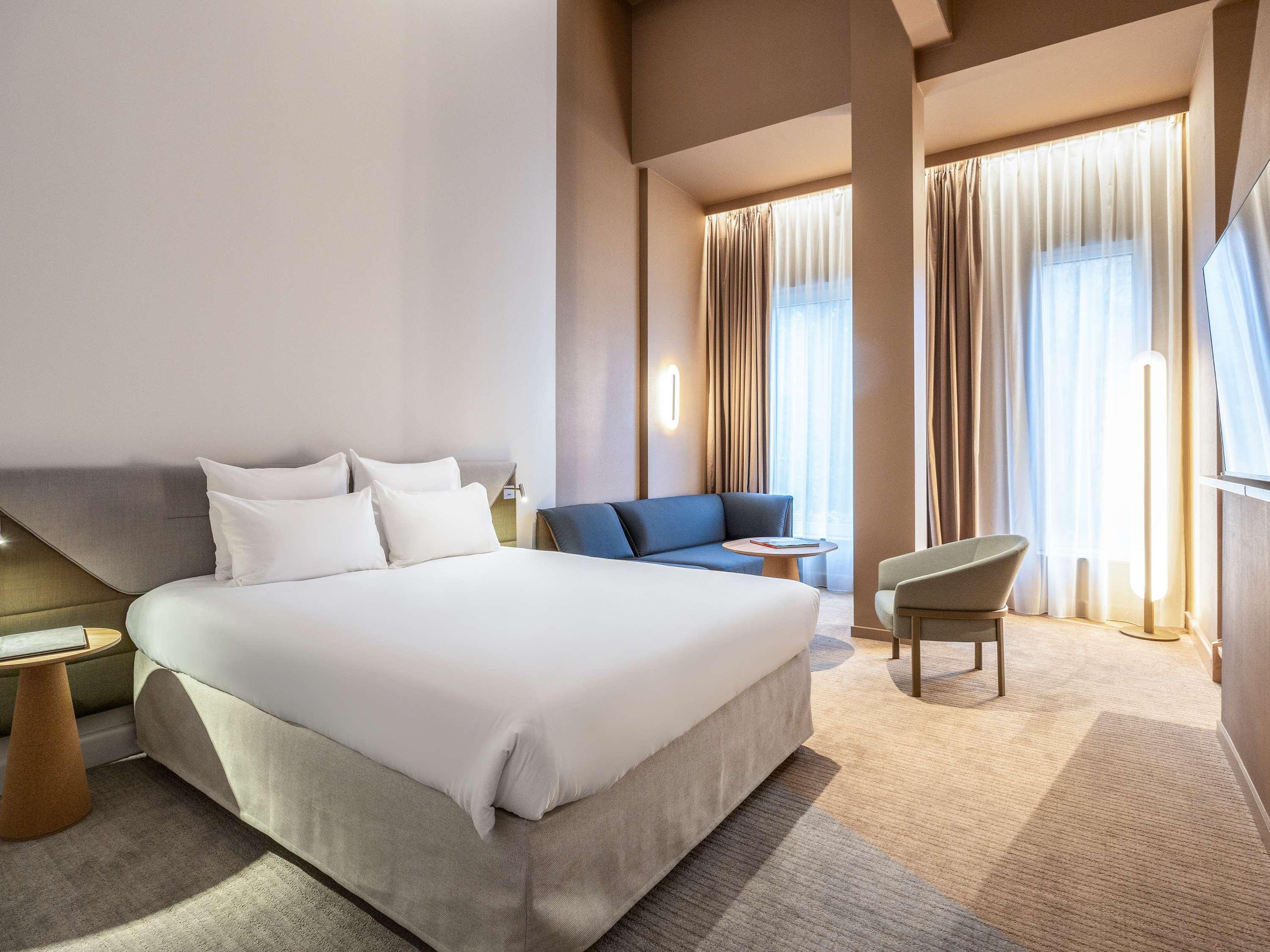 Suite Queen Size Bed