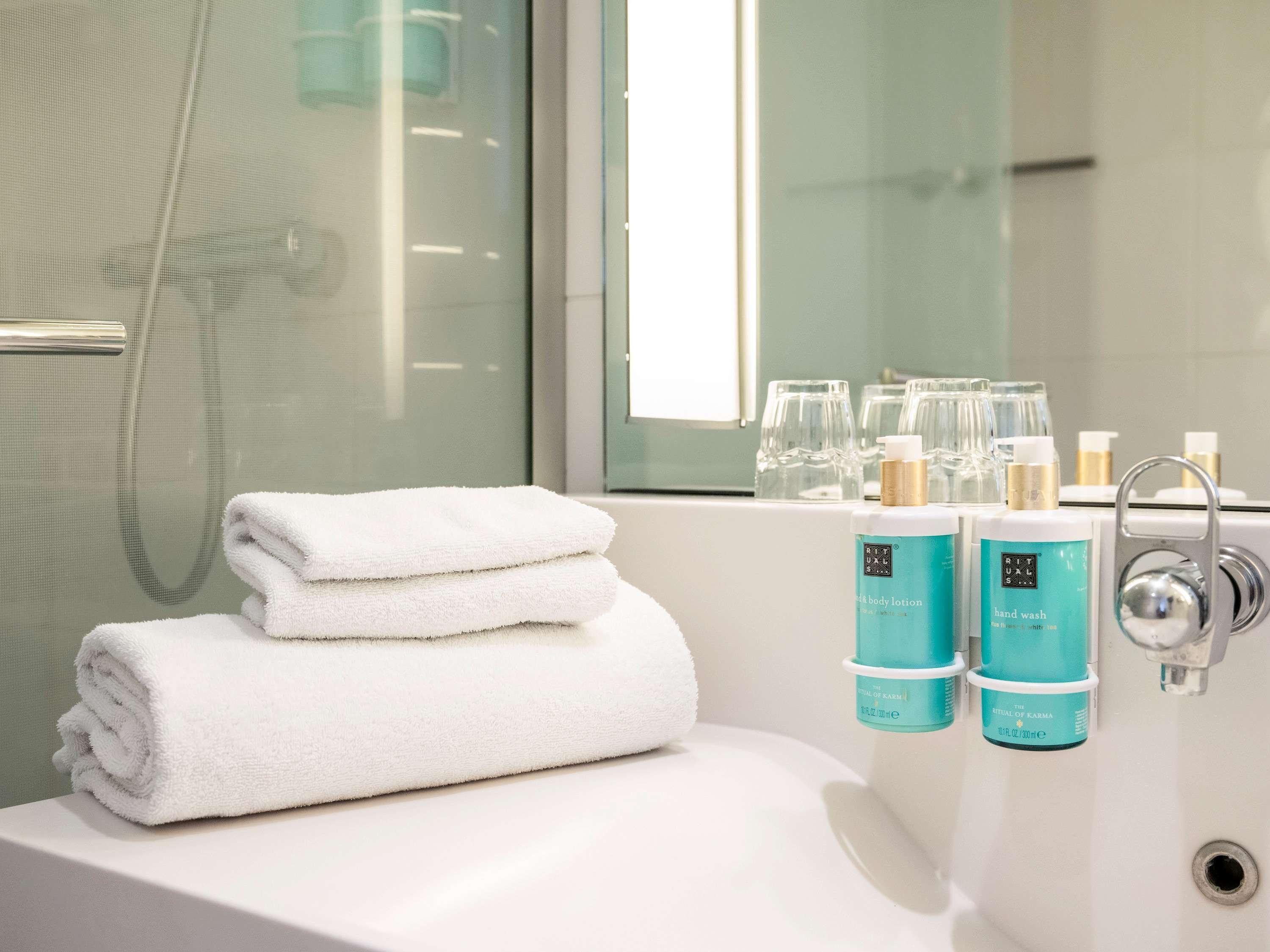 Double Classic Double Bed