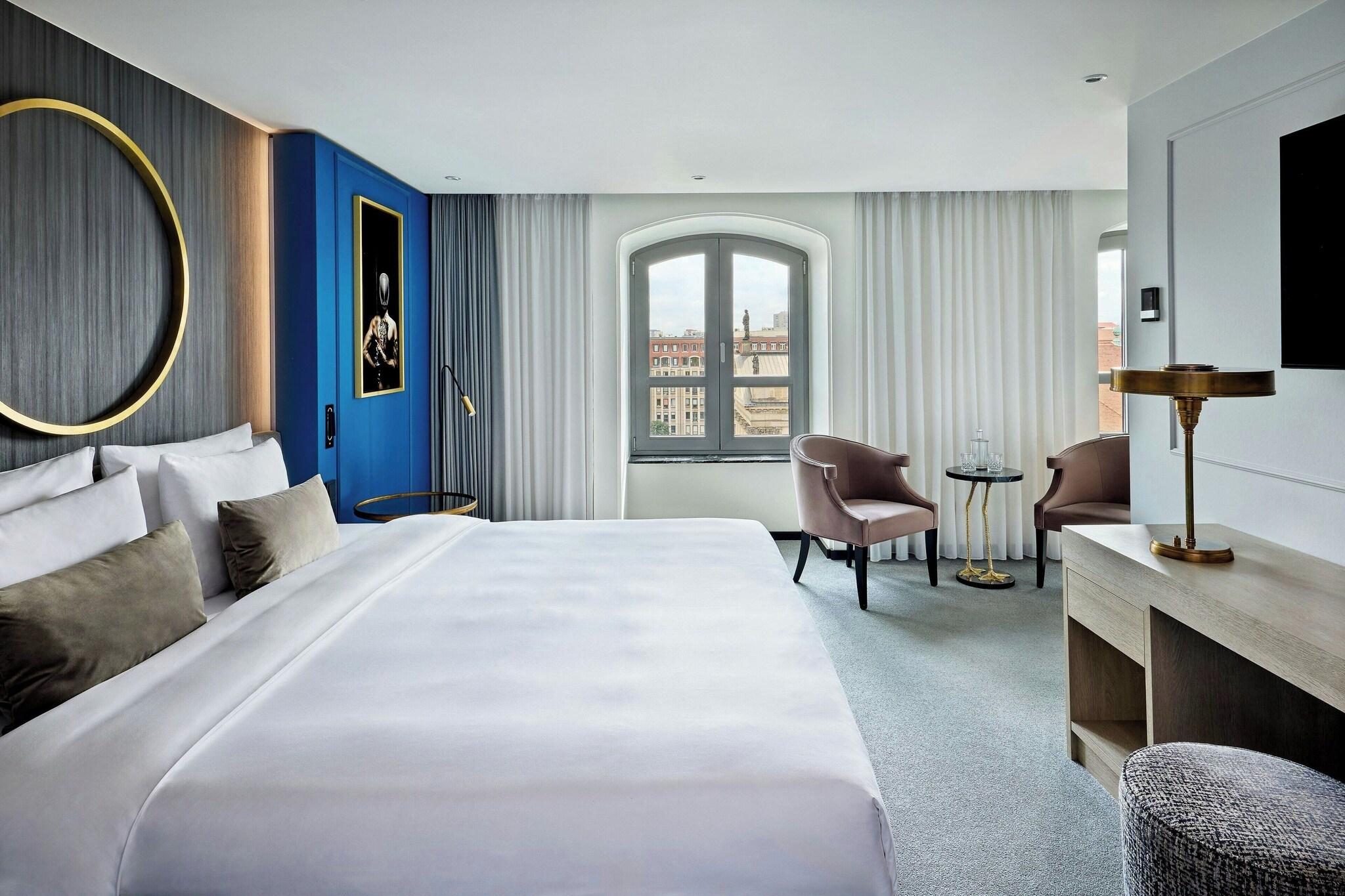 Junior Suite King Size Bed