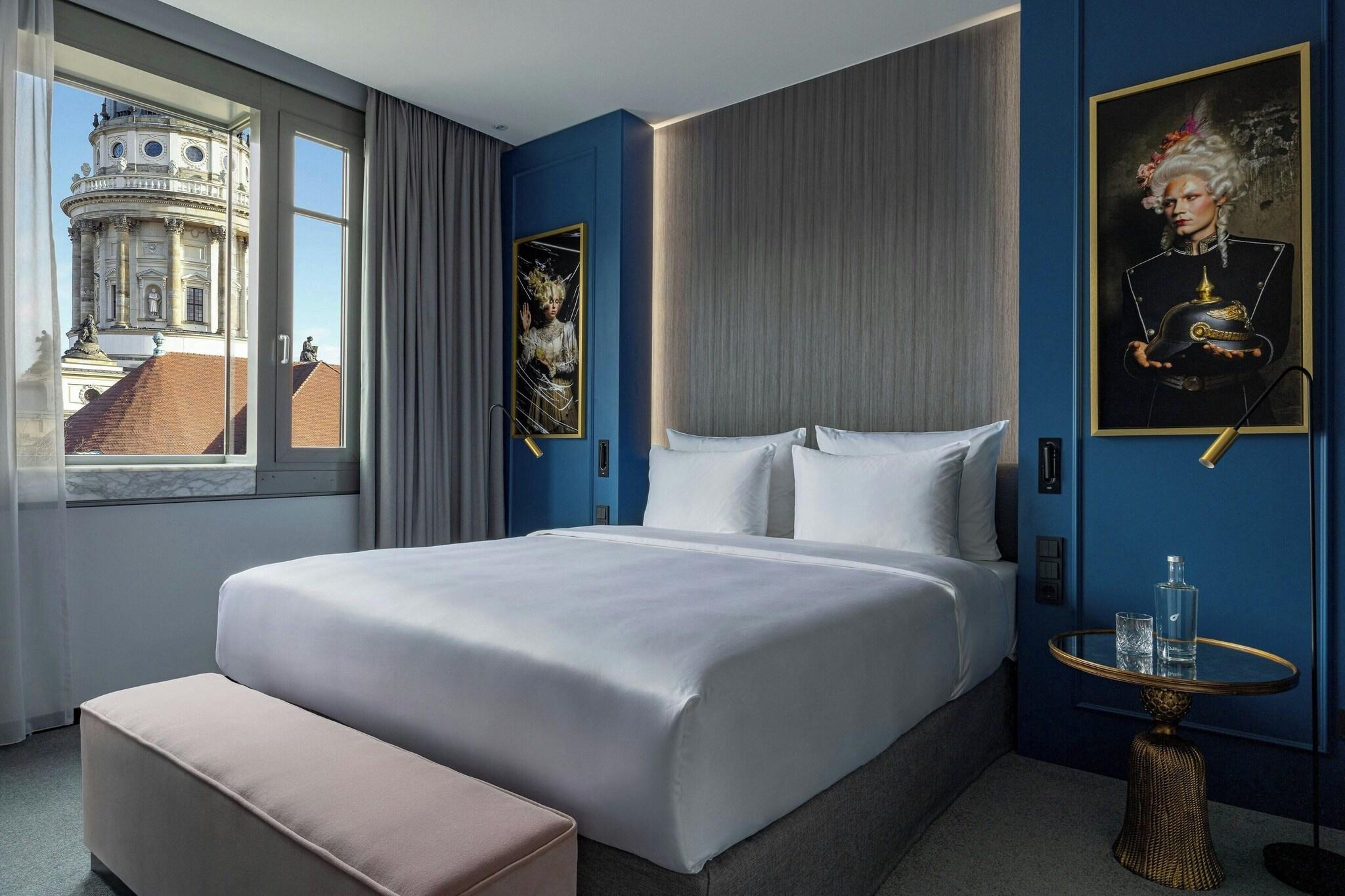 Junior Suite King Size Bed