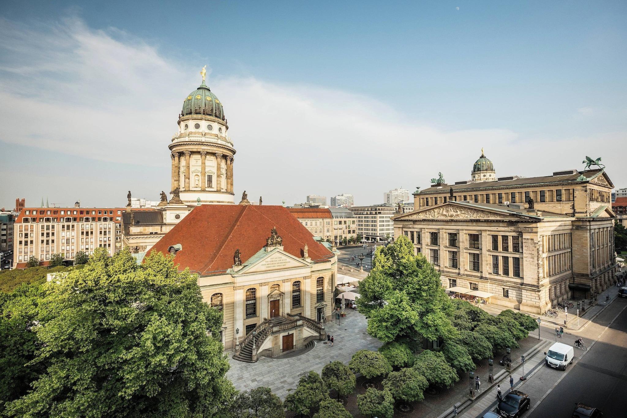 Suite Grand with Views