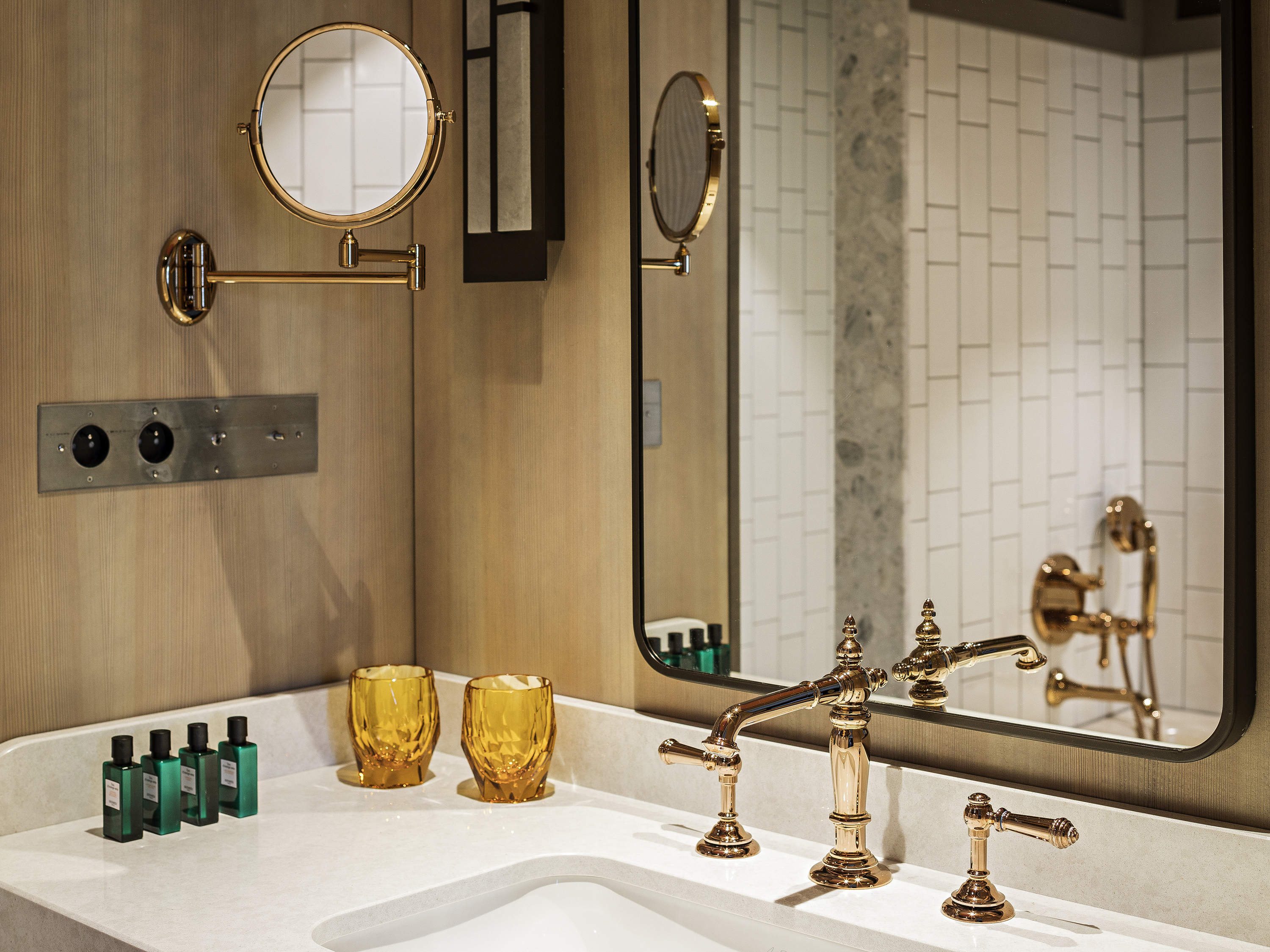 Double Superior with Views