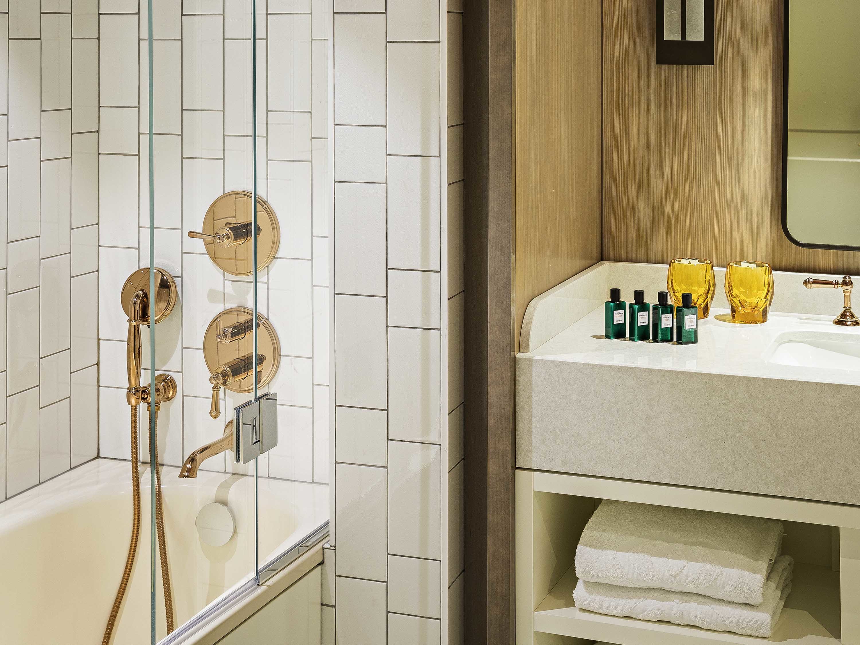 Double Superior with Views