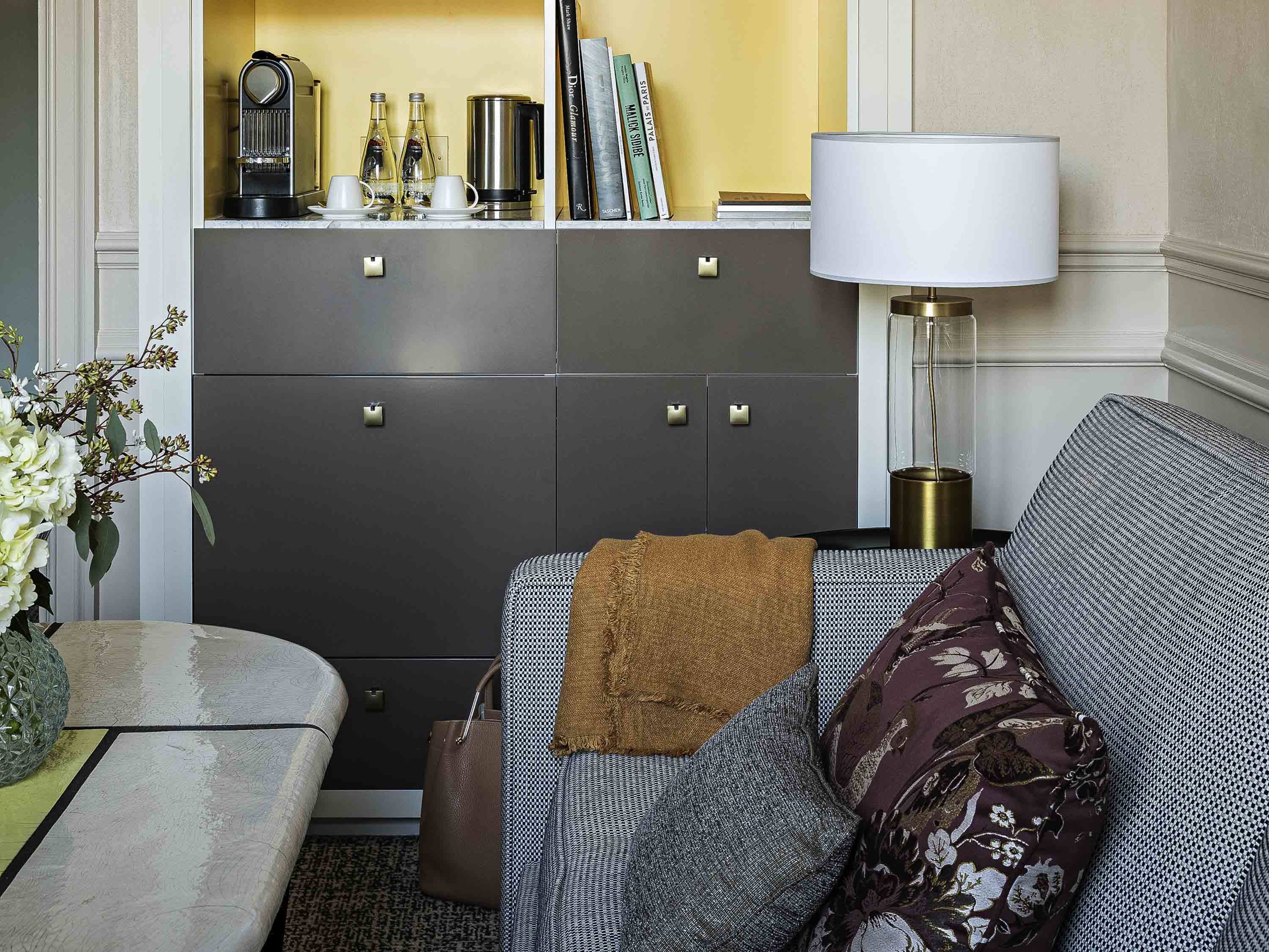 Junior Suite Premium King Bed