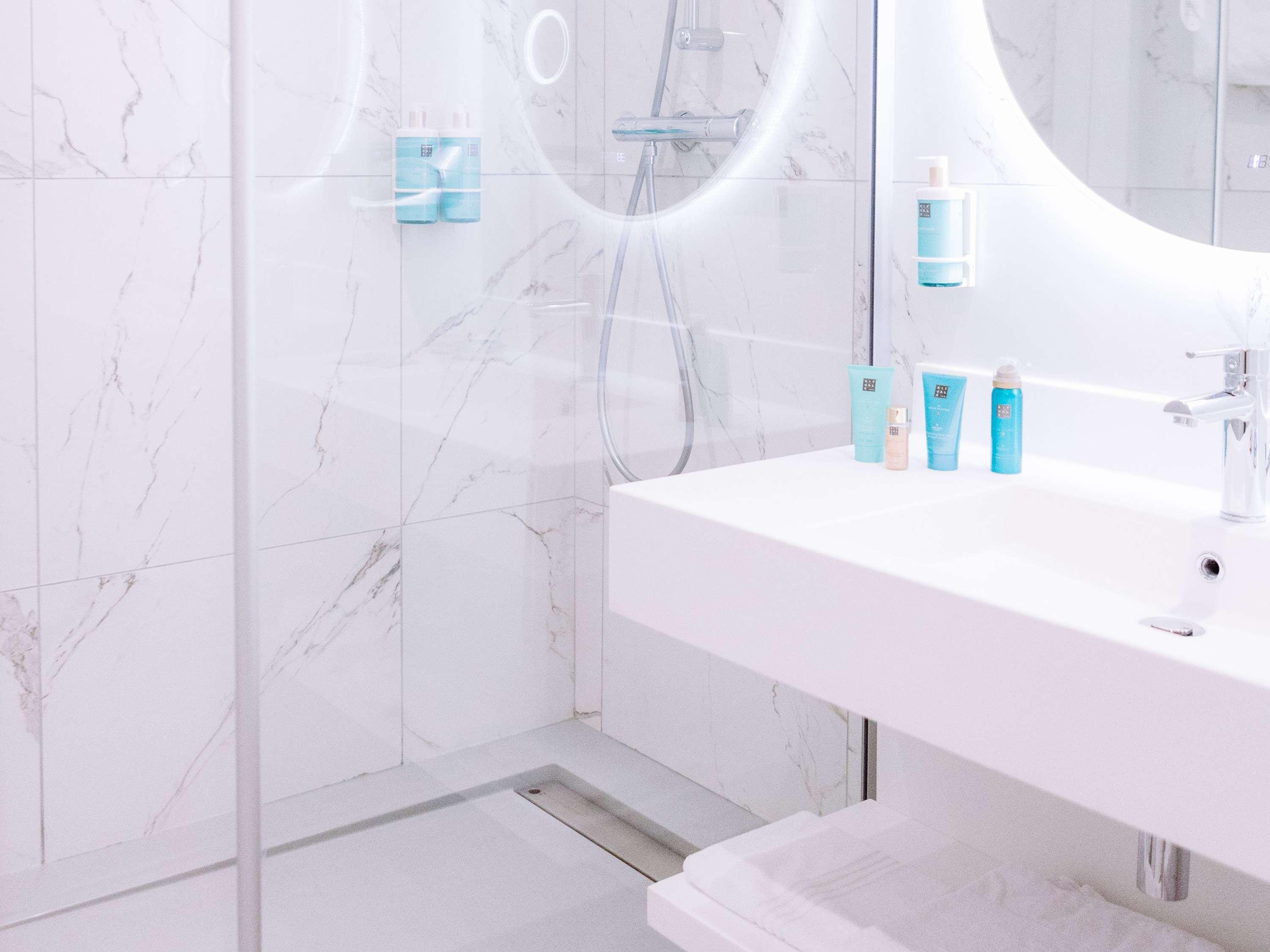 Double Executive King Bed