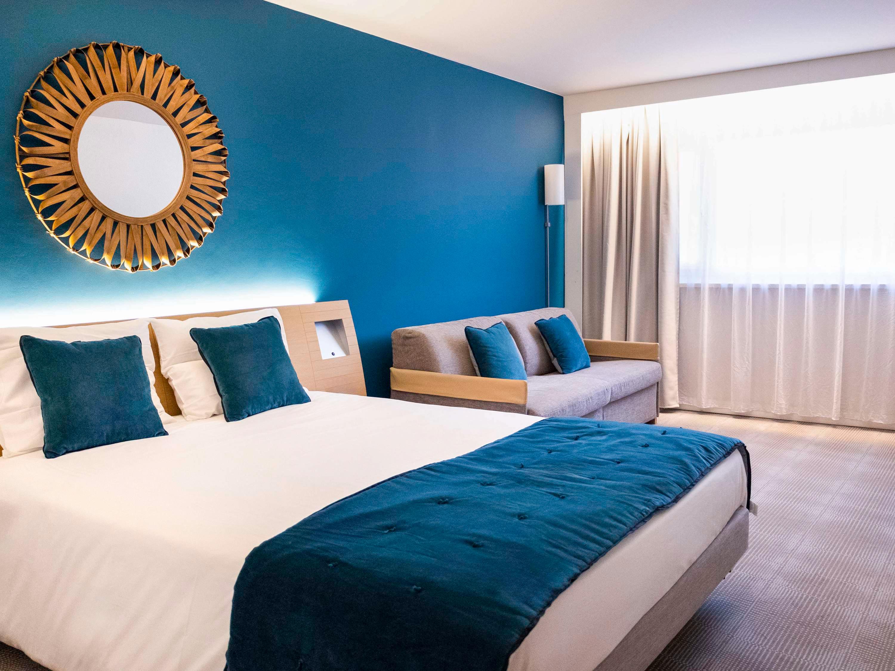 Double Classic Double Bed