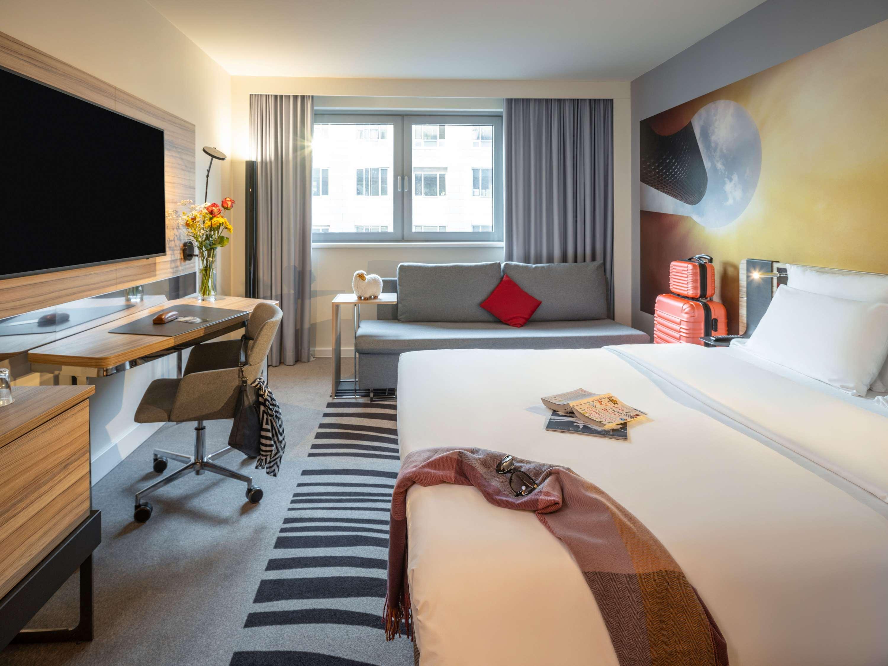 Family Room Superior