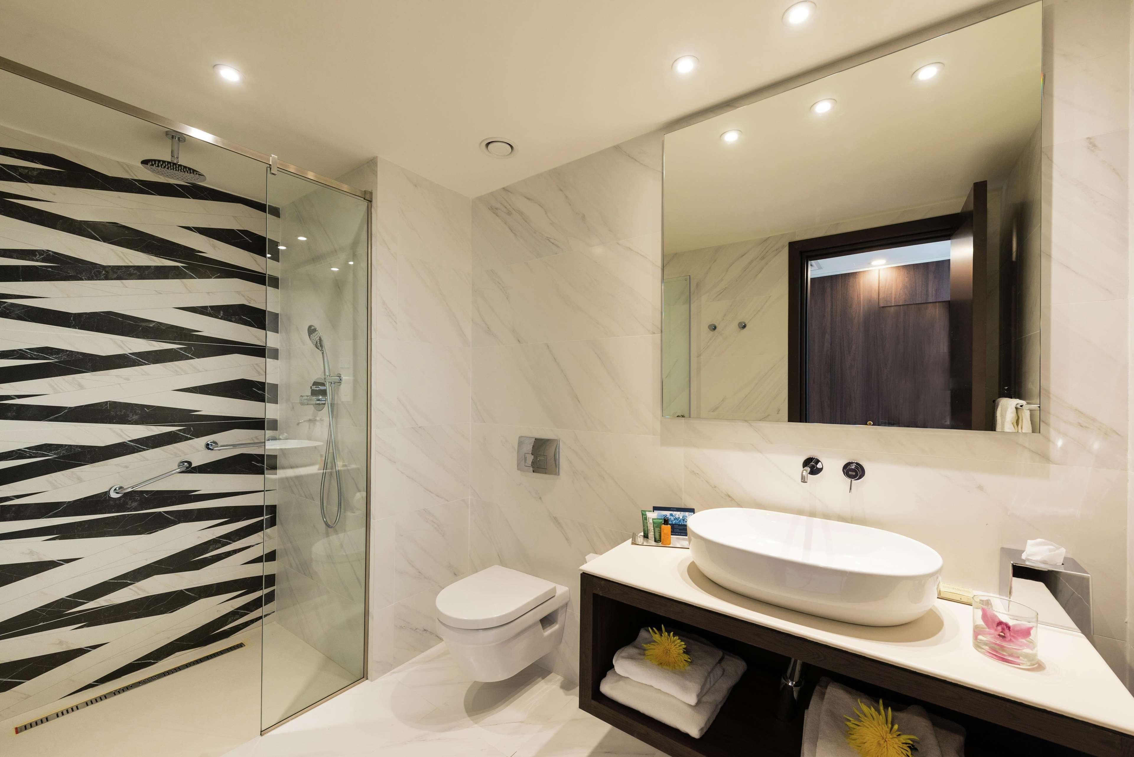 Double Executive King Bed