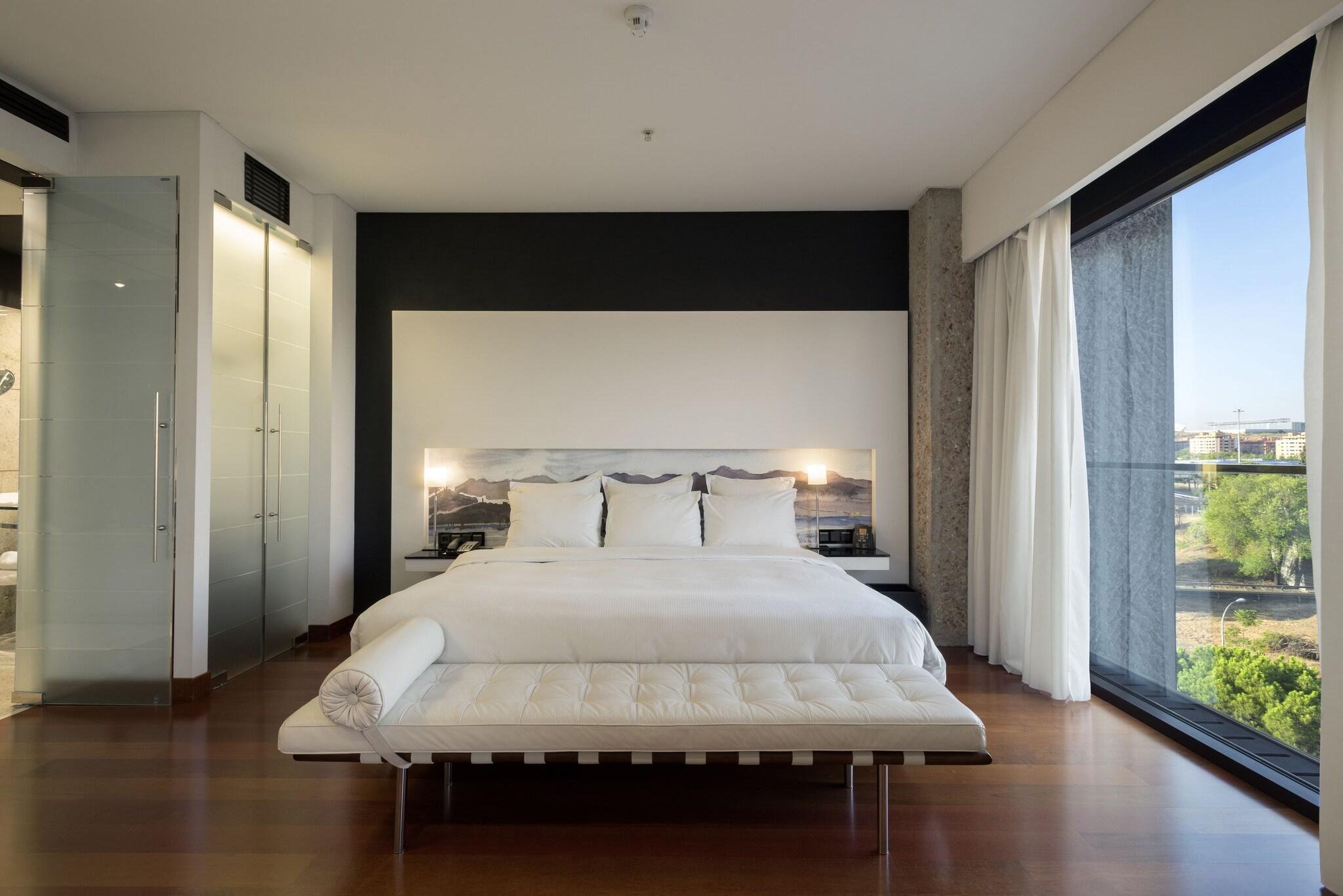 Family Room King Size Bed