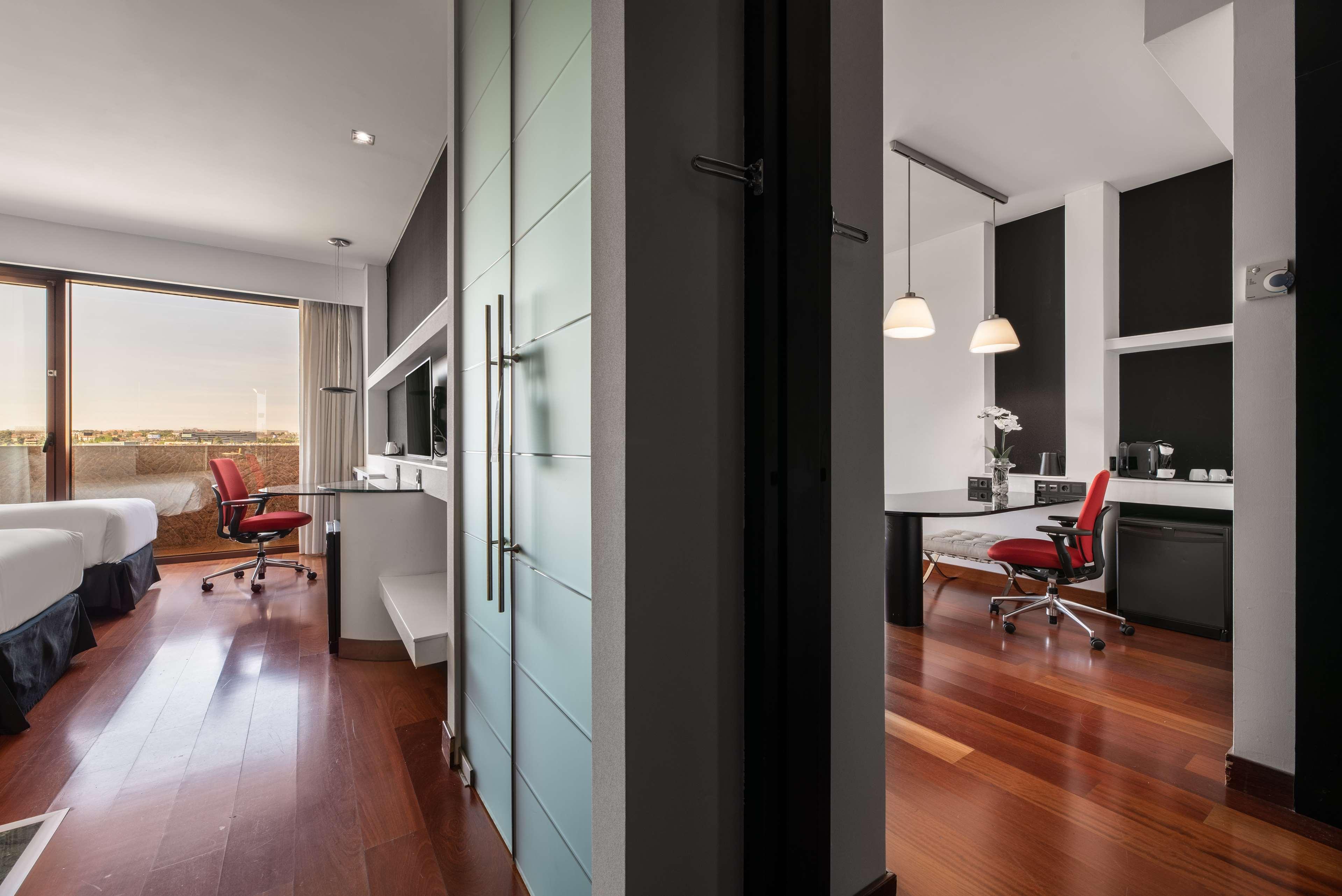 Family Room Connecting Room