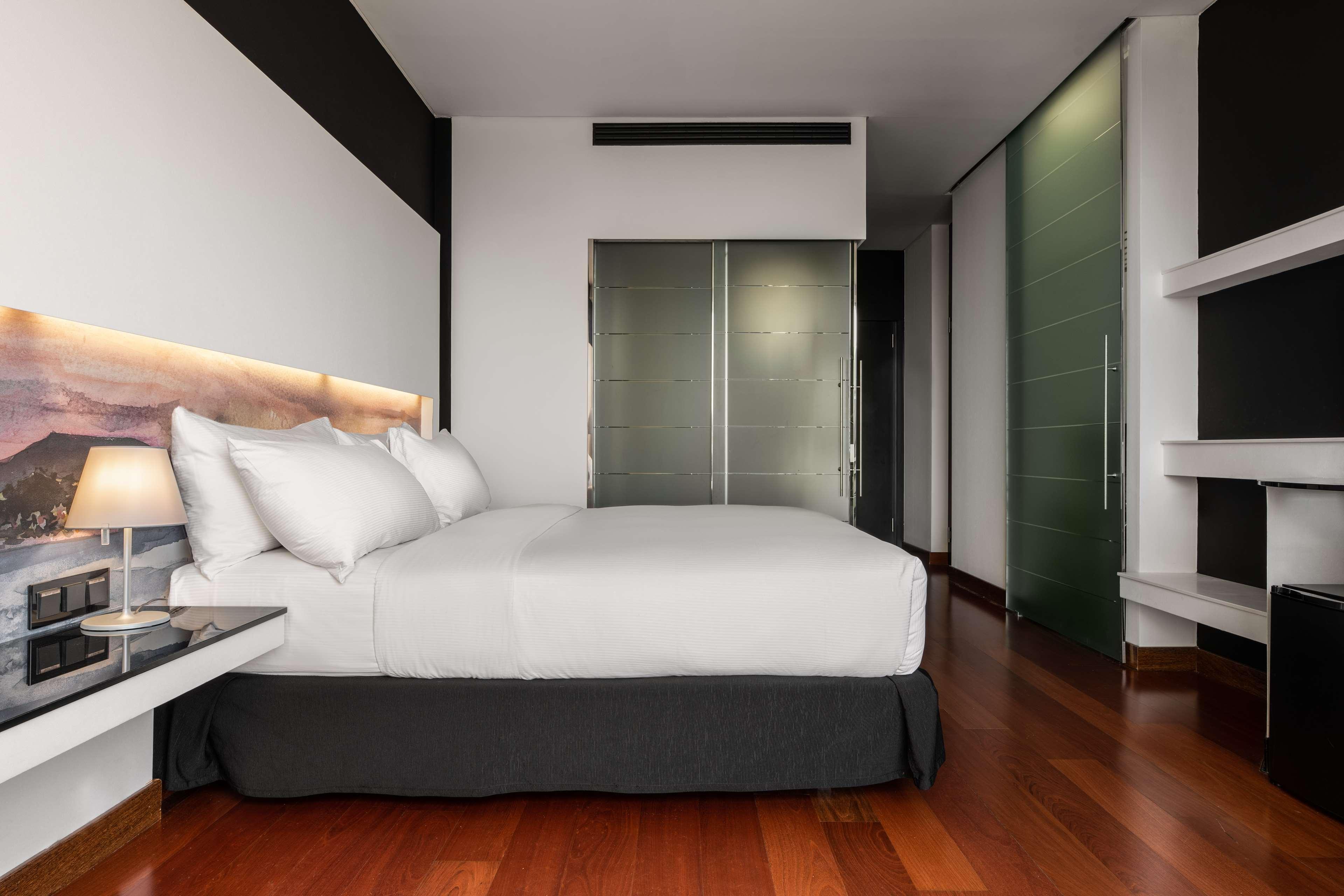 Double Executive King Bed