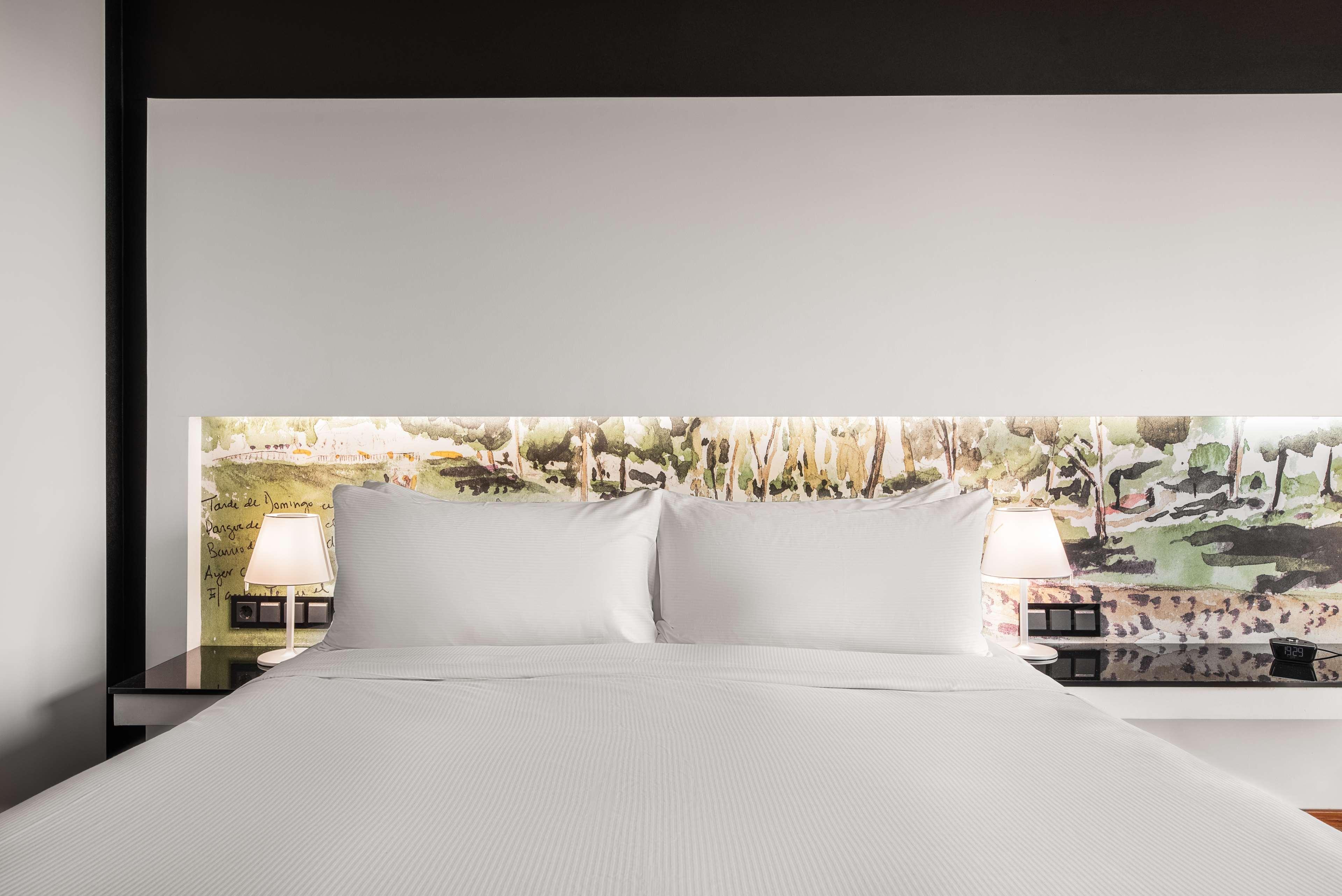 Double Guest Room King Bed