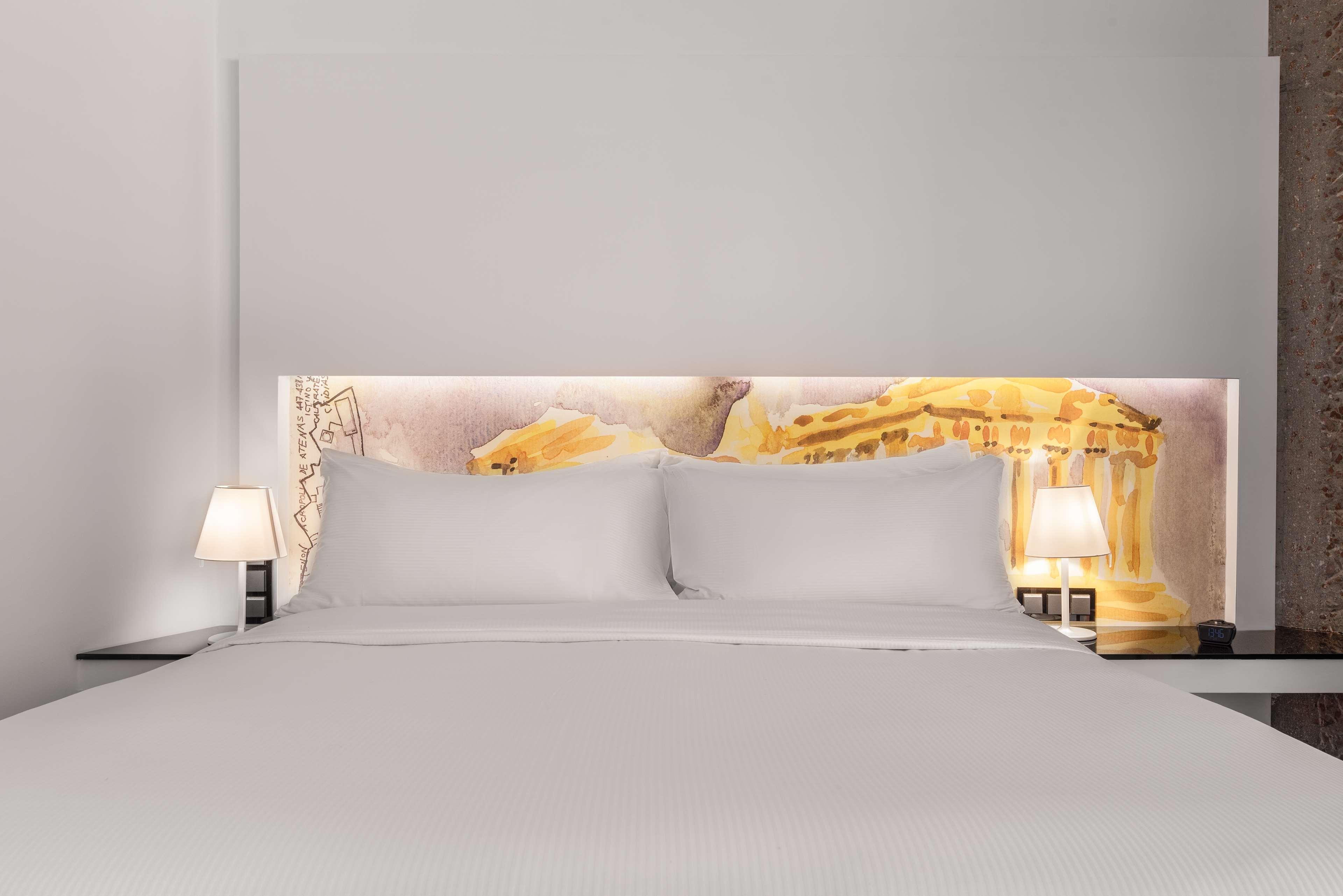 Double Deluxe King Bed