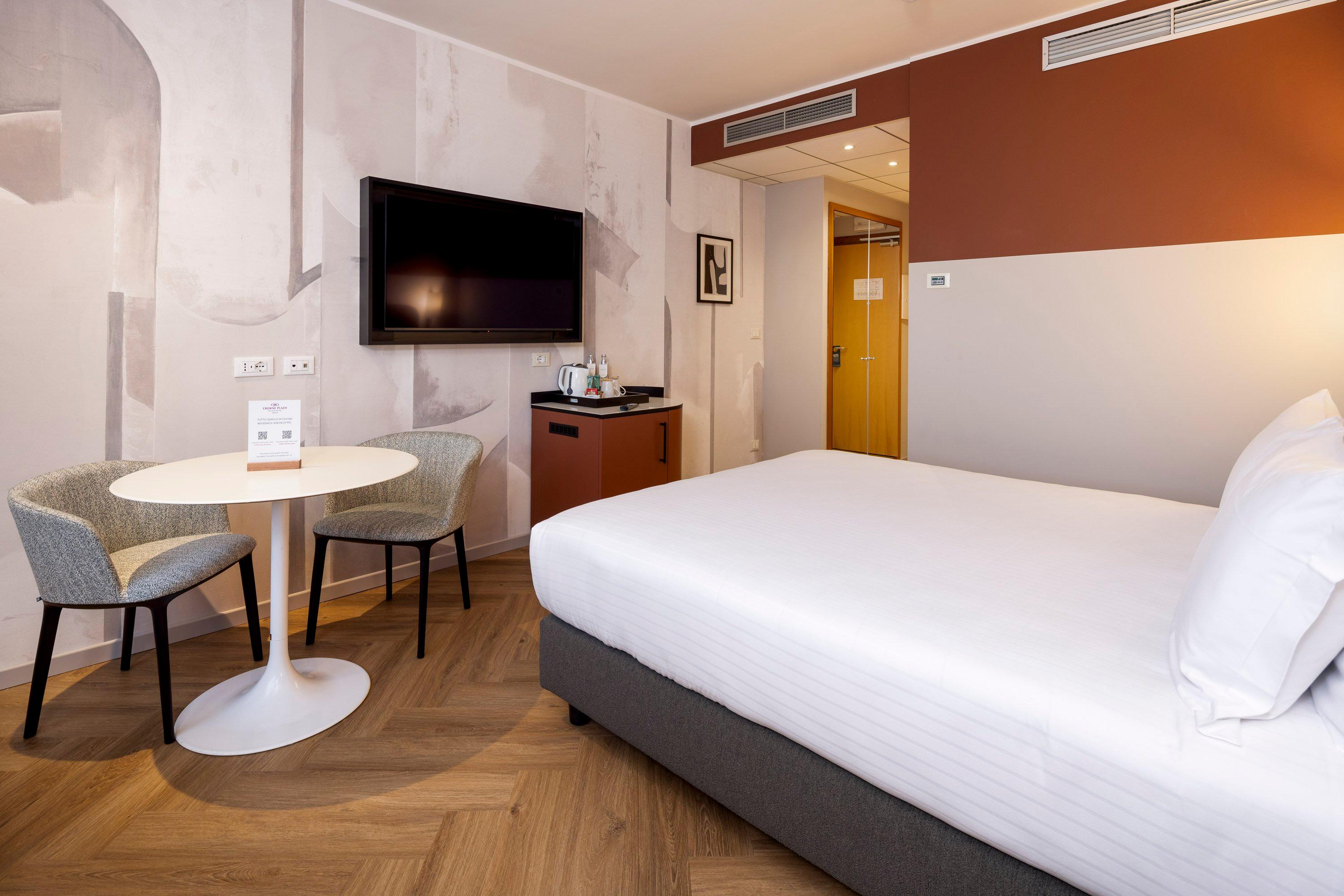 Double King Size Bed