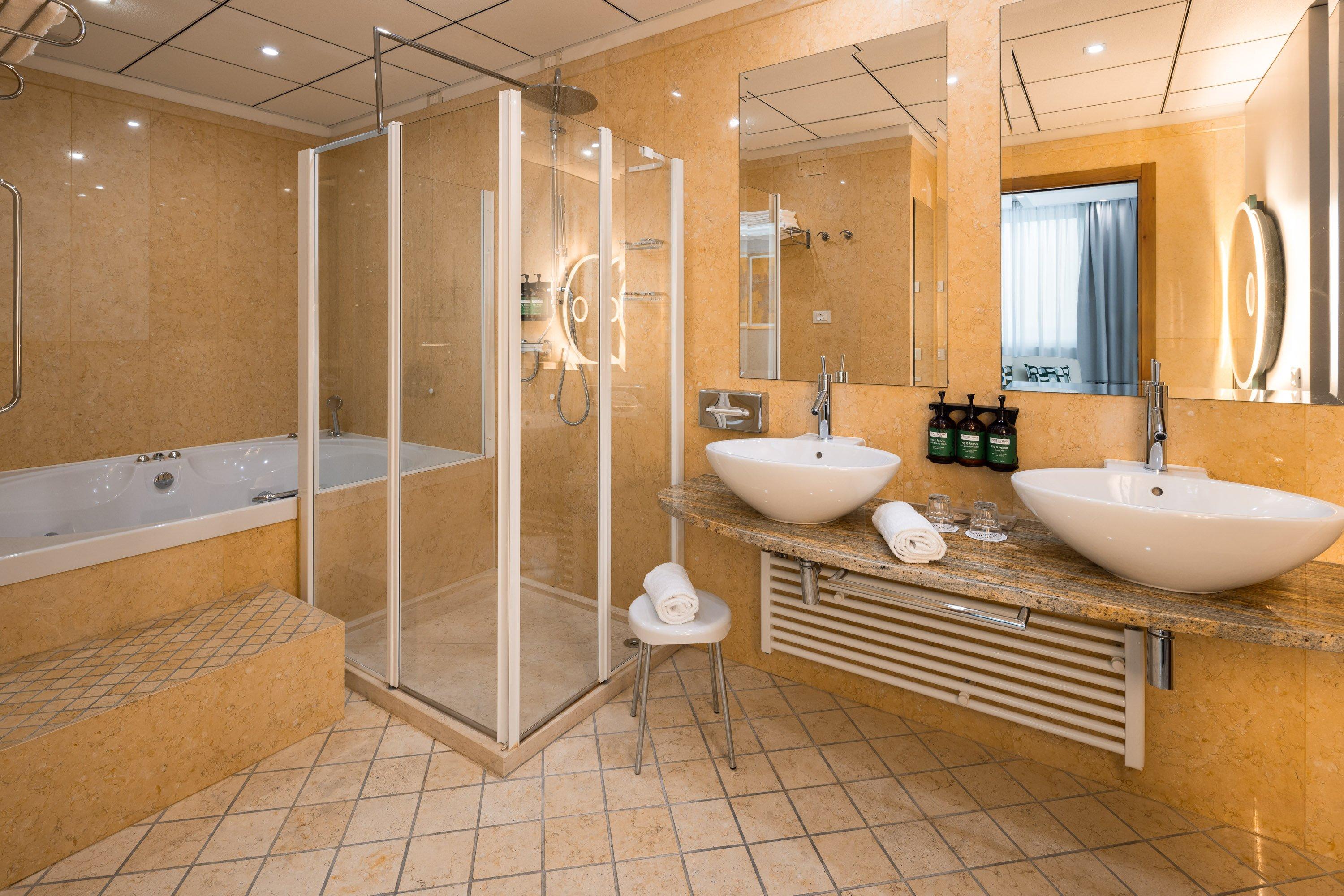 Junior Suite King Size Bed