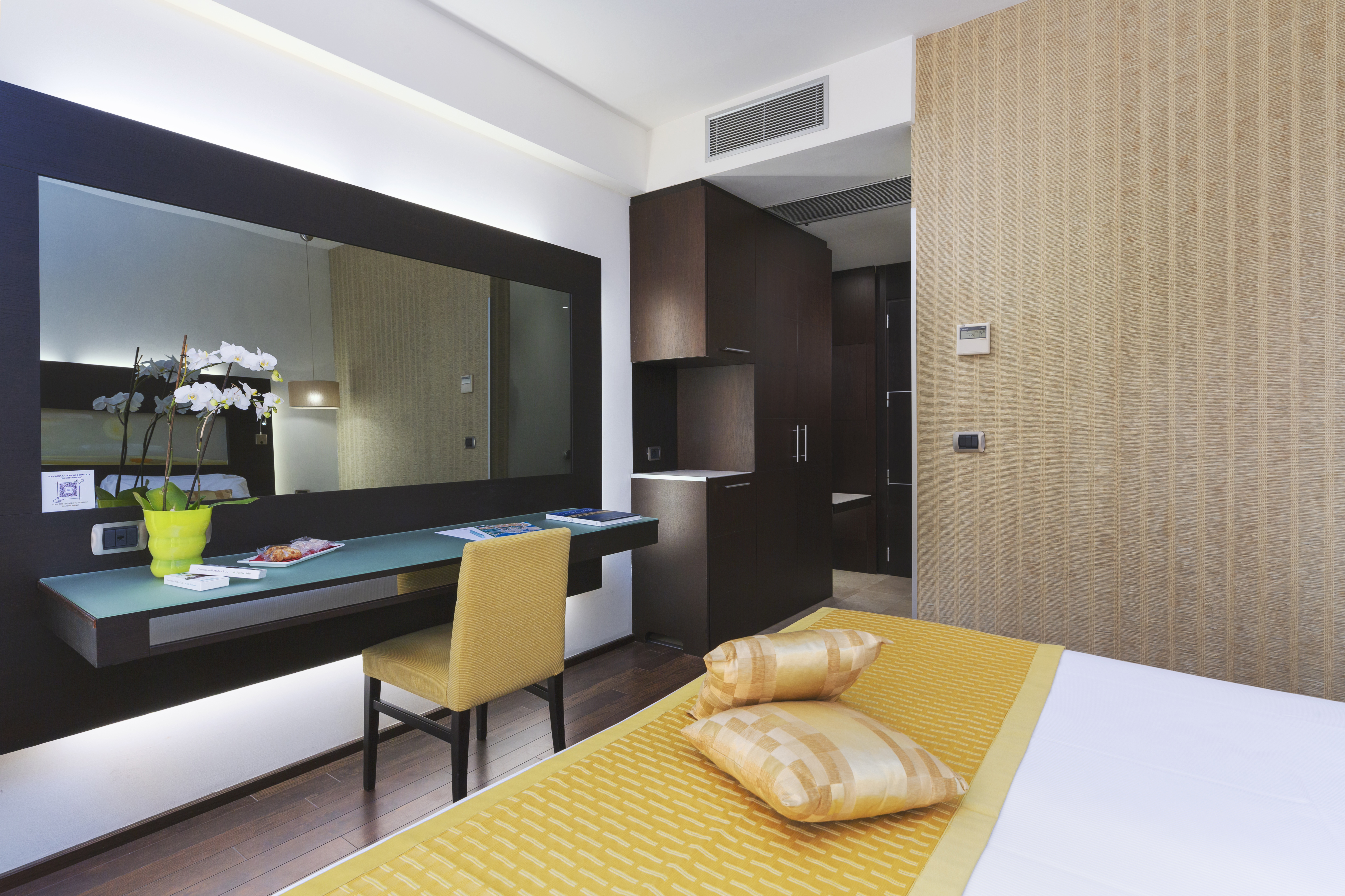 Double or Twin Standard