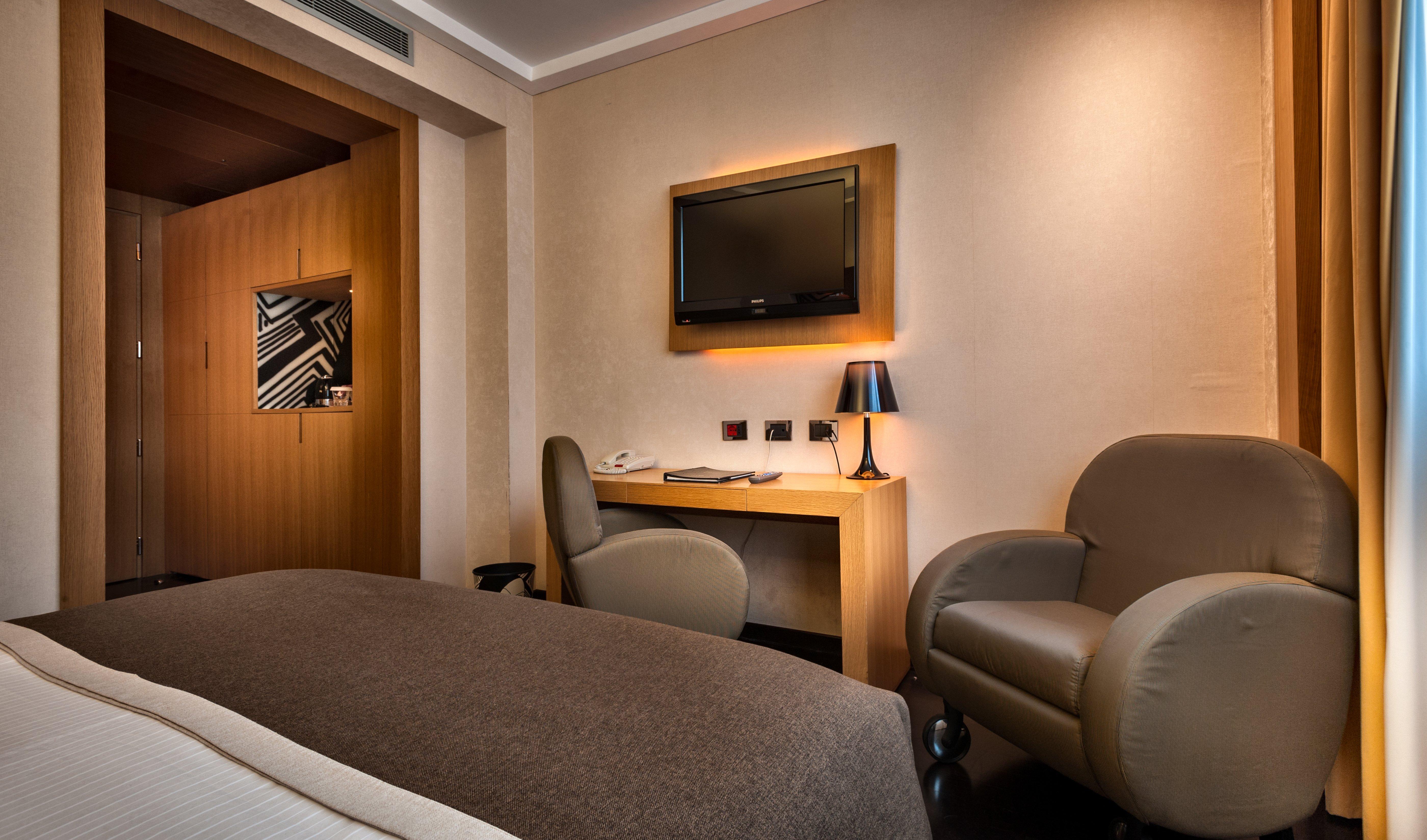 Double Superior King Bed