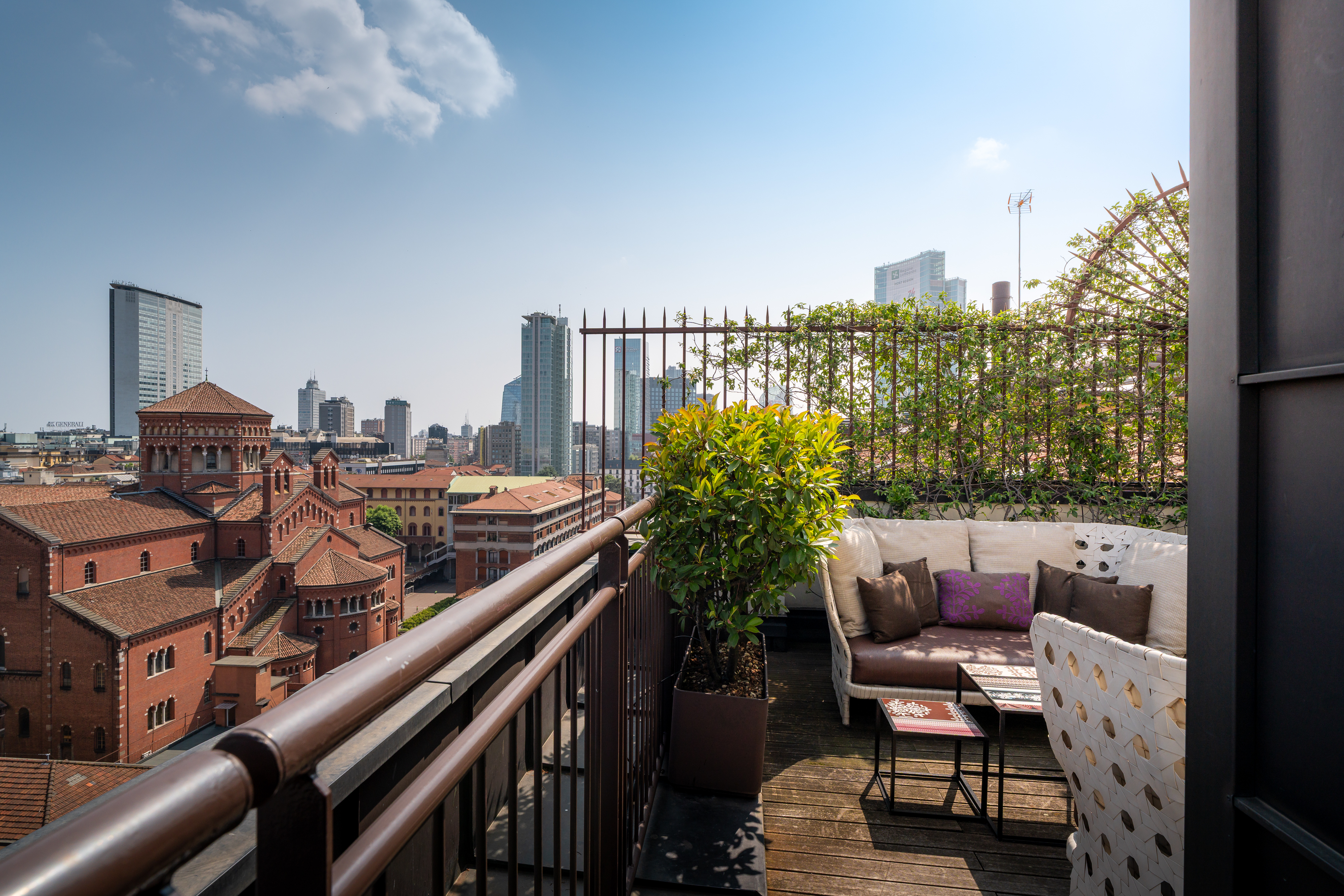 Double Premium King Bed