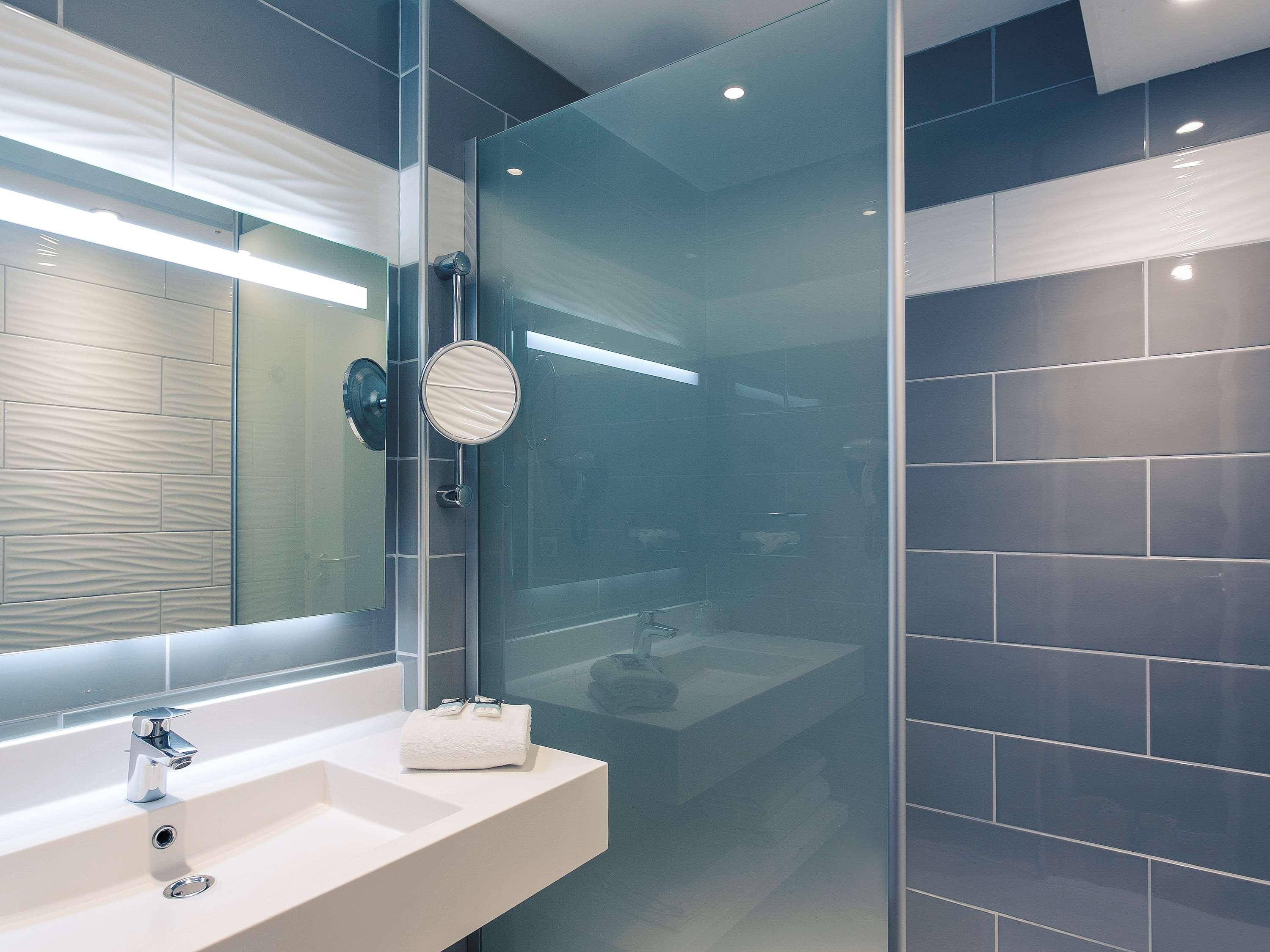 Double Classic Double Bed