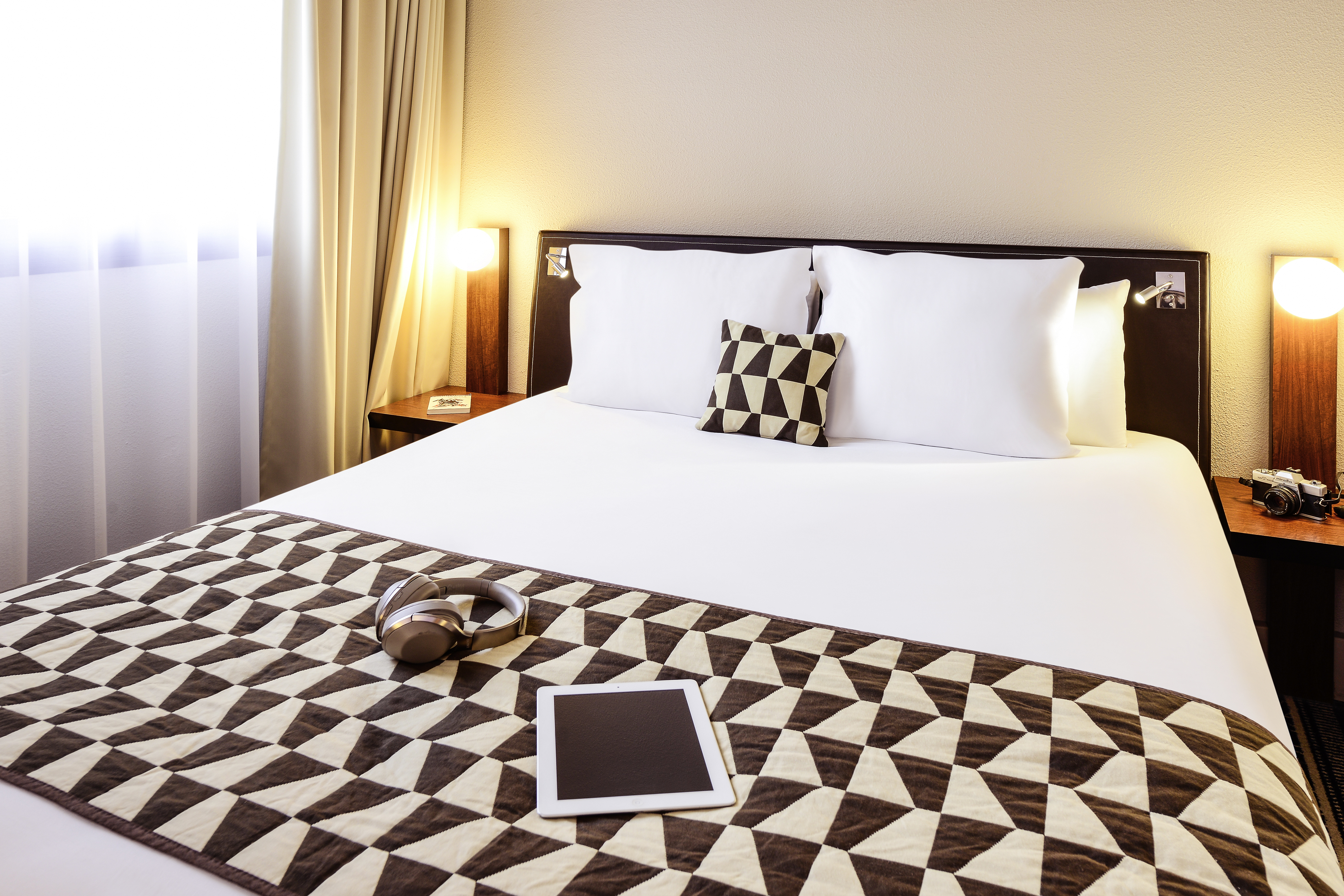 Double Classic Double Bed