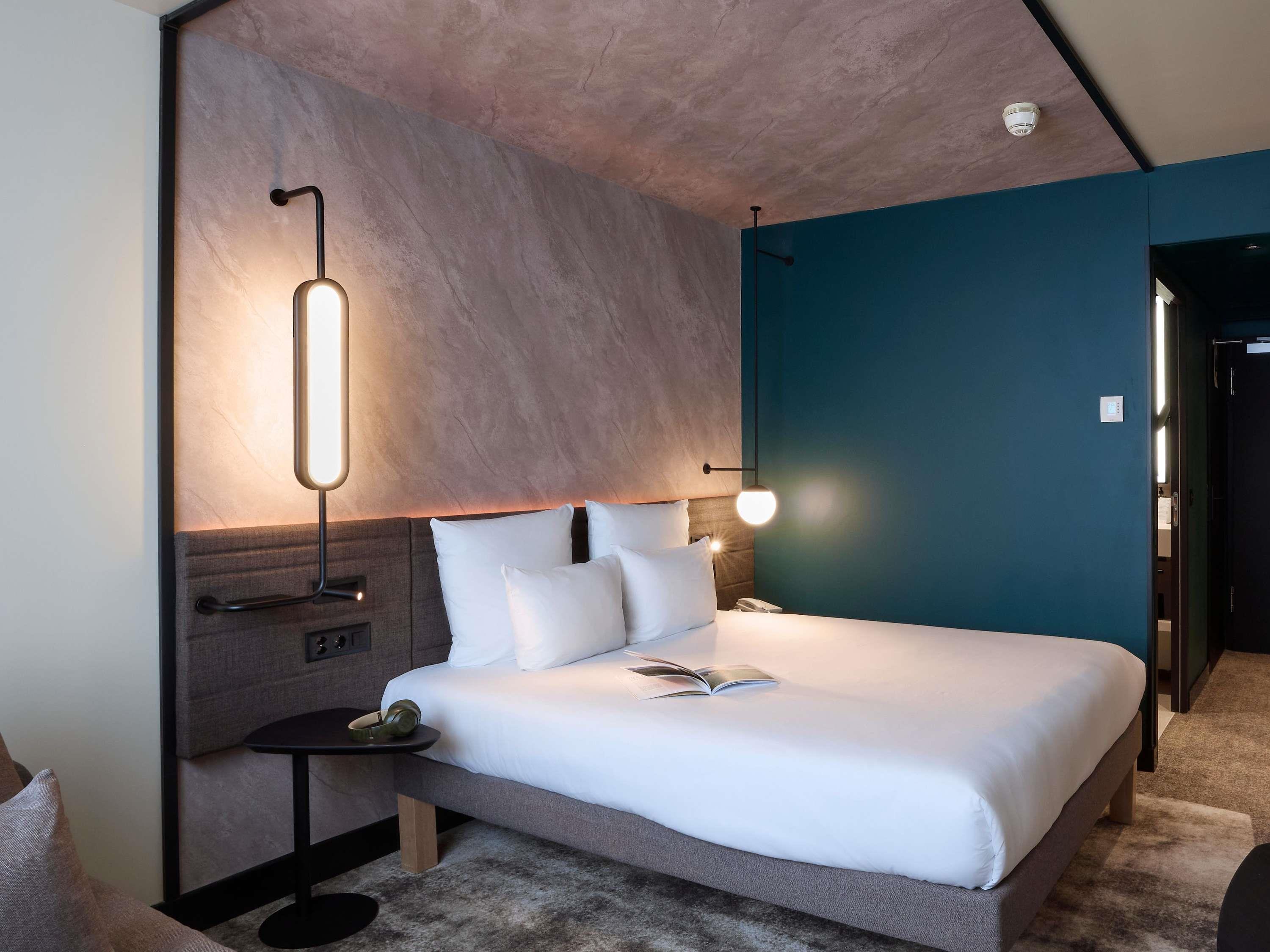 Double Superior Queen Bed